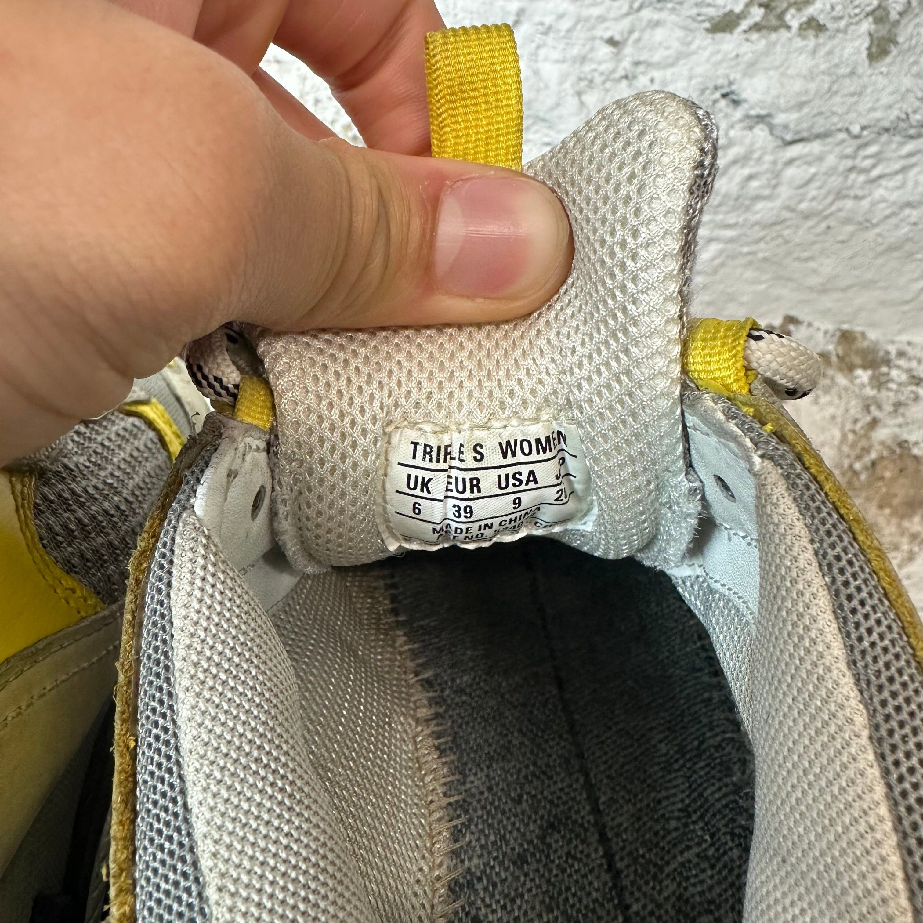 Balenciaga Balenciaga Triple S Gray Yellow Sz 6.5 (39) Size US 6.5 / EU 39-40 - 6 Thumbnail