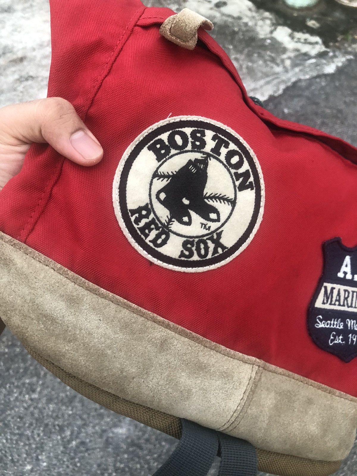 MLB Rare❗️Vintage MLB x Uniqlo Multi Patches Clup Bag Pack Size ONE SIZE - 12 Thumbnail