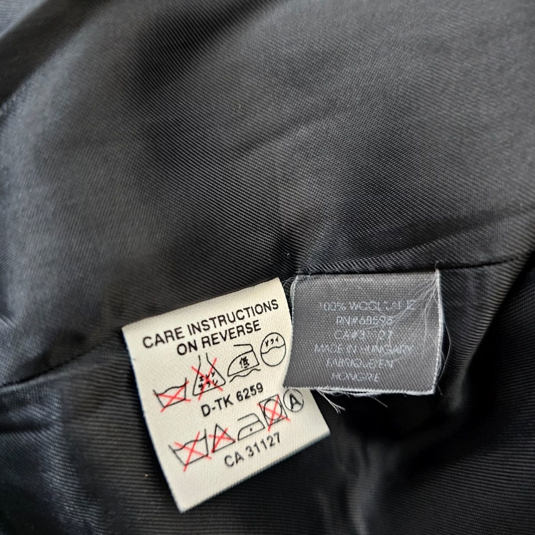 DKNY DKNY Blazer Jacket Three-Button Ventless Wool Gray 42R Men’s Regular Slip-Front Italian Notch Lapel Athletic Chest 42 Size 42R - 5 Thumbnail