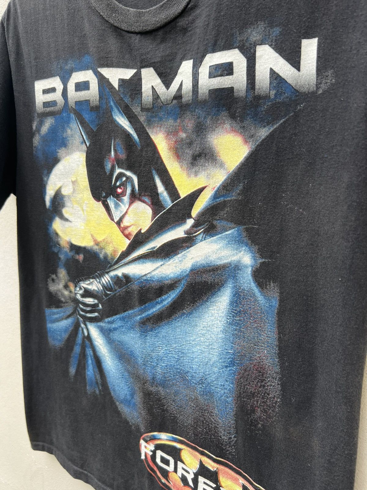 DC Comics × Vintage Vintage 90s Batman Forever Val Kilmer Bootleg Fade Black tee Size US L / EU 52-54 / 3 - 12 Thumbnail