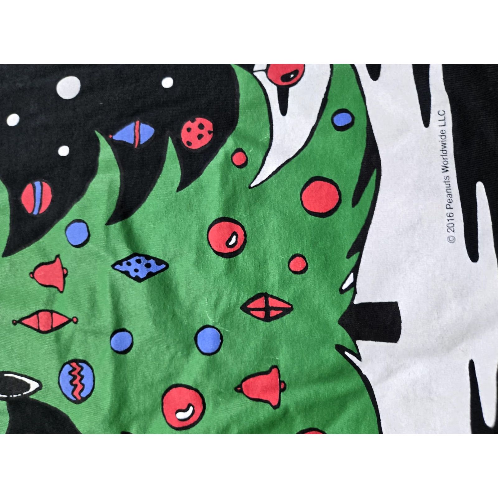 Vintage Peanuts Snoopy Christmas Shirt Mens Small Black Holiday Tree Graphic Tee 2016 Signed Delta Pro Weight Size US S / EU 44-46 / 1 - 4 Thumbnail