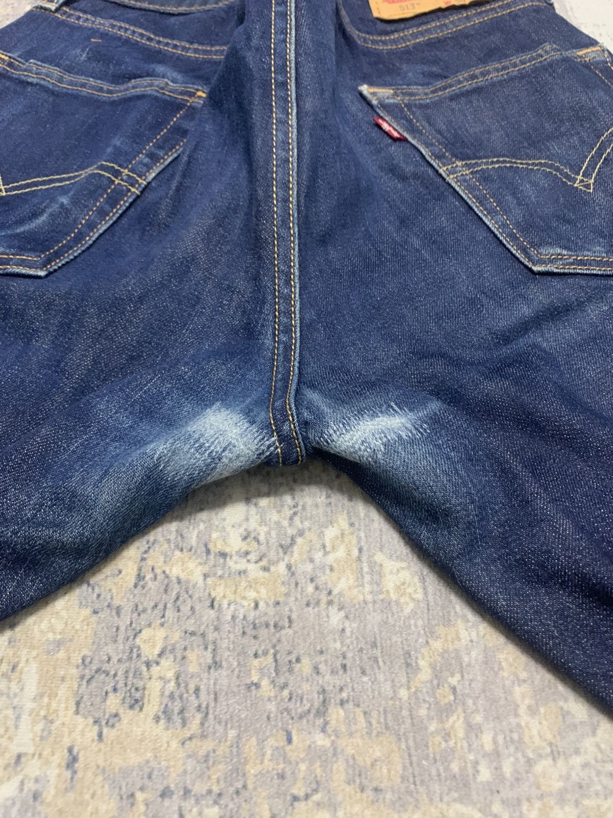 Levi's VINTAGE LEVIS 513 Slim Straight BLUE WASH JEANS Size US 31 - 9 Thumbnail