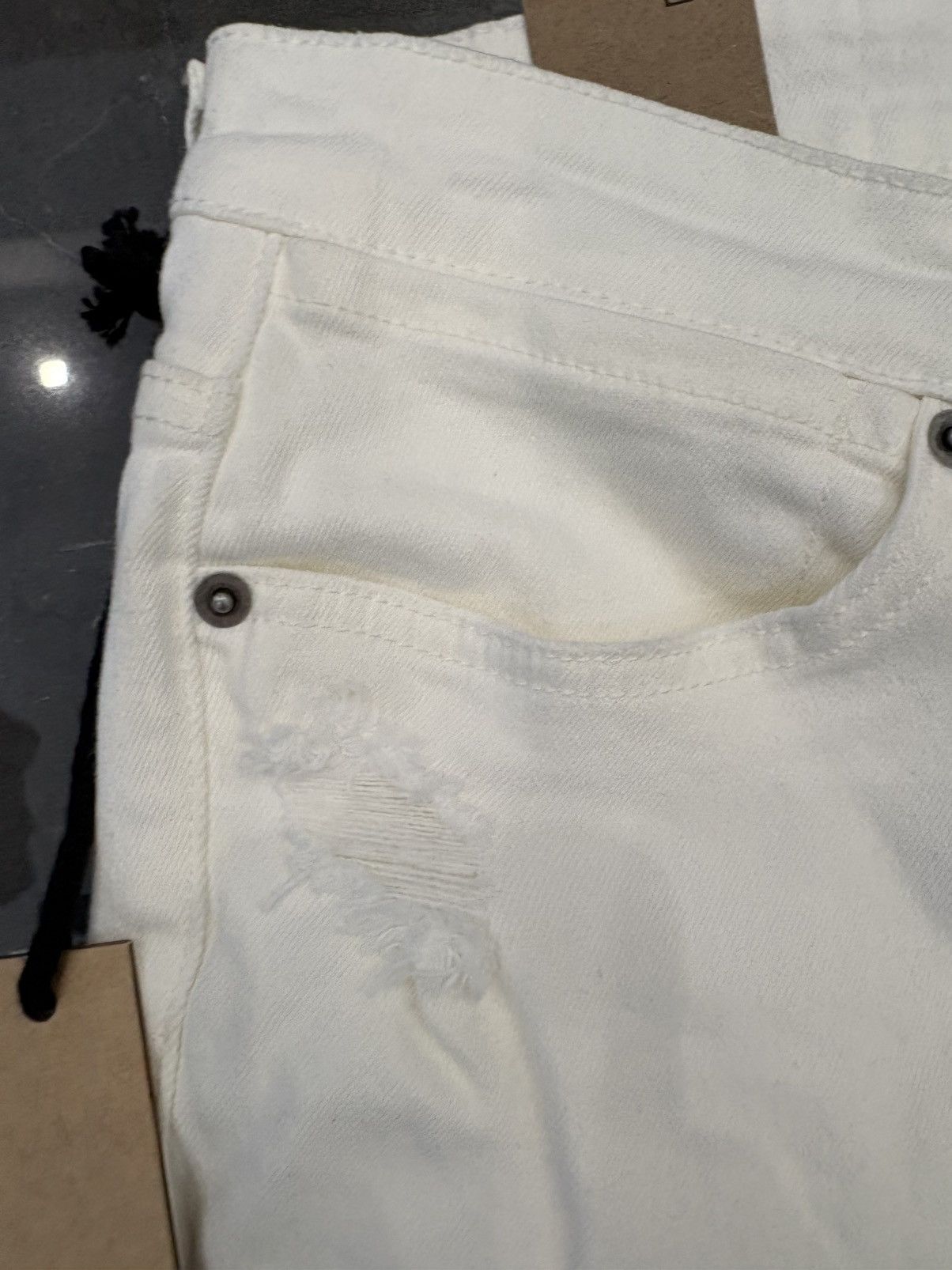 Ksubi NWT Ksubi Van Winkle Avalanche Trashed White Jeans Size 31 Size US 31 - 10 Thumbnail