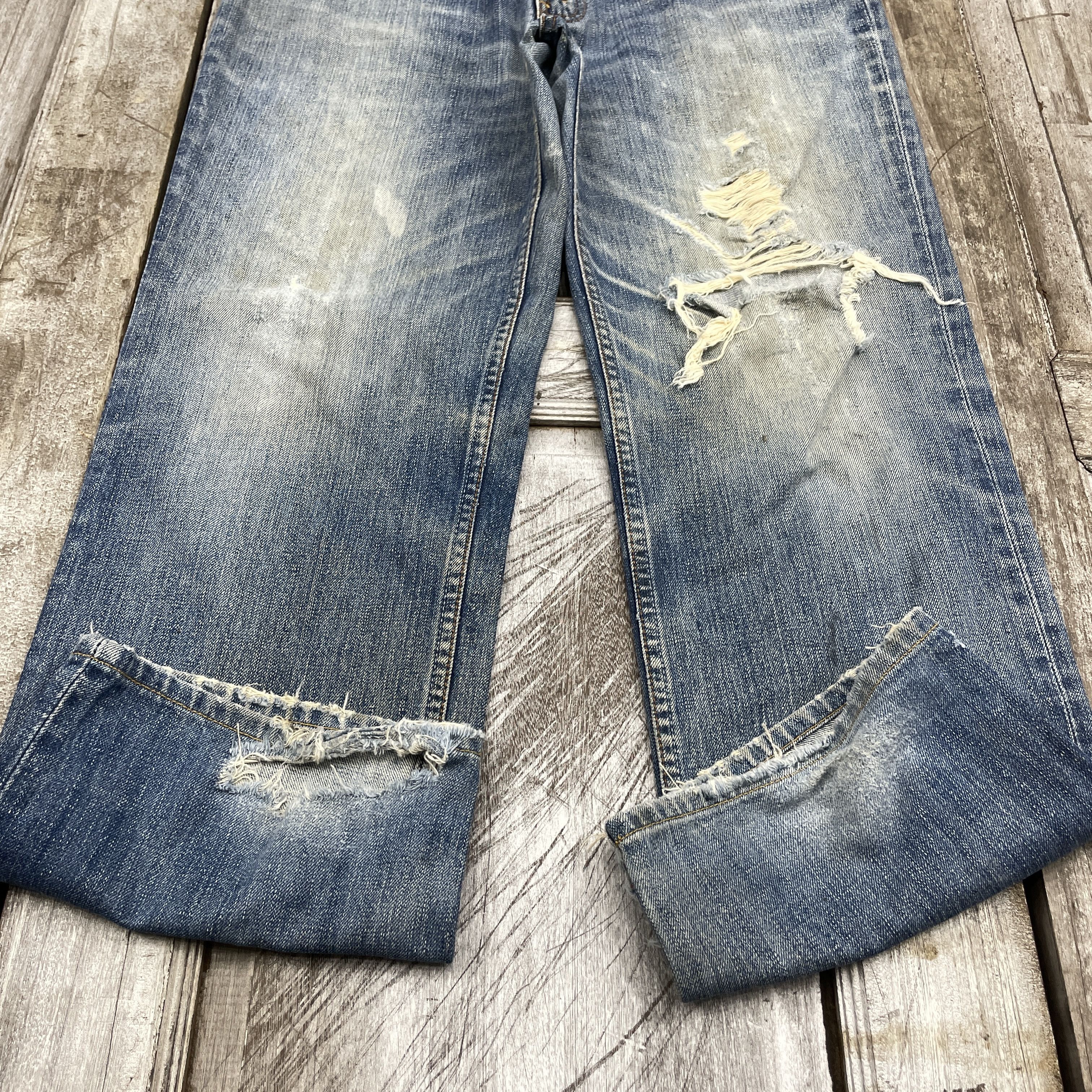 Japanese Brand Vintage Levi's 502 Distressed Jeans - wc 302 Size US 33 - 6 Thumbnail