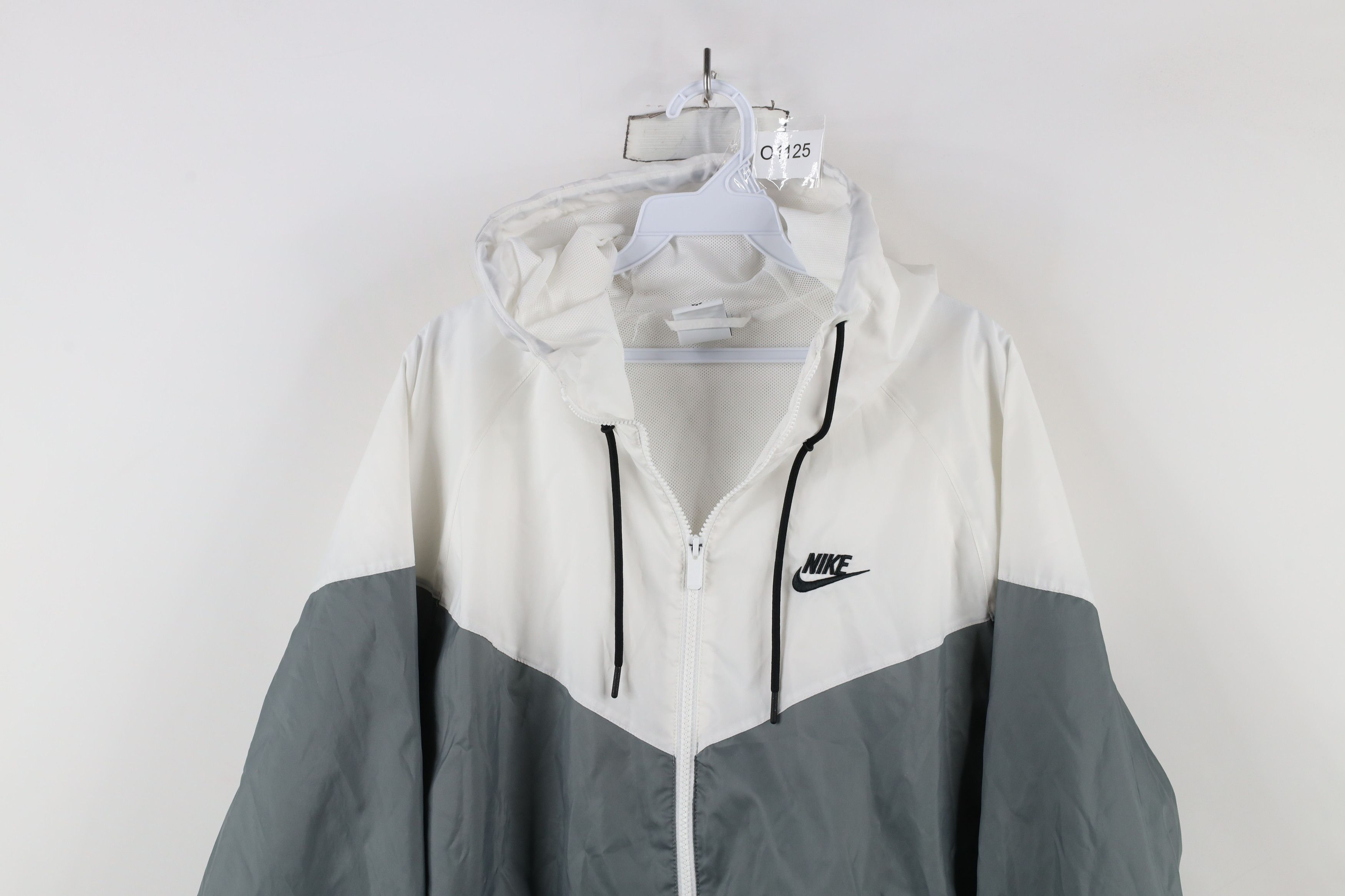Nike × Vintage Nike Sportswear Lined Hooded Windrunner Windbreaker Jacket Size US M / EU 48-50 / 2 - 2 Thumbnail