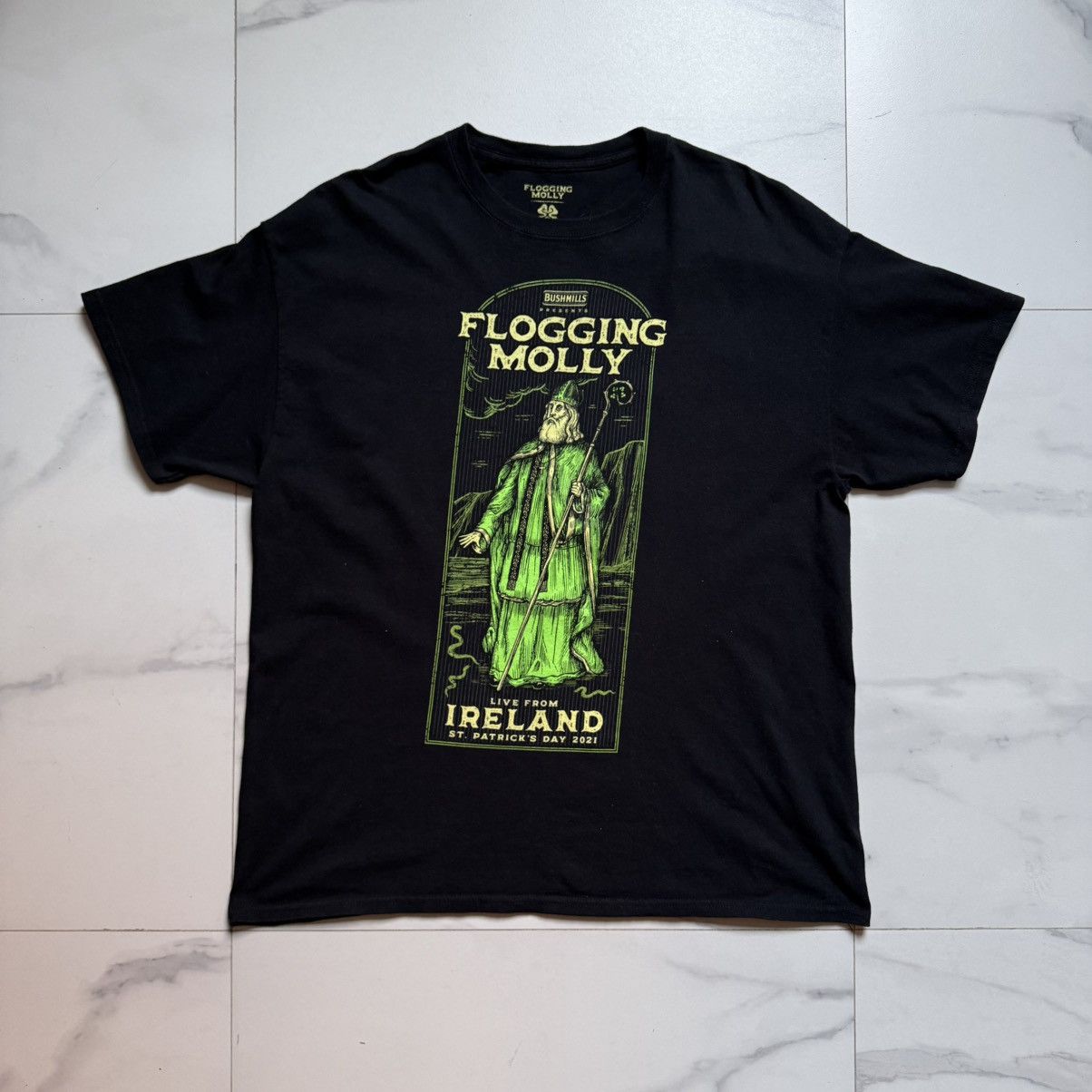Band Tees Flogging Molly Live From Ireland T-Shirt Size US XL / EU 56 / 4 - 2 Thumbnail