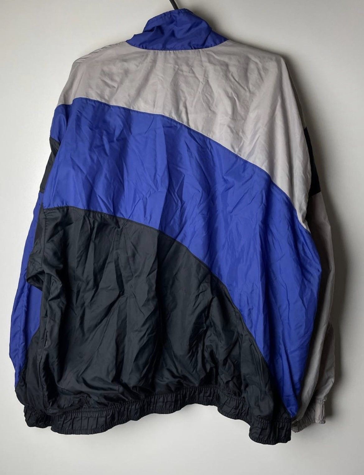 Vintage Nike 90s vintage light jacket size Xl Size US XL / EU 56 / 4 - 2 Thumbnail