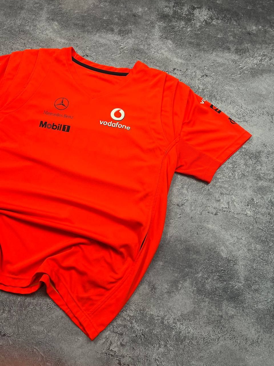Formula 1 Mercedes Benz Vodafone Hugo Boss F1 T-Shirt Size US XL / EU 56 / 4 - 3 Thumbnail
