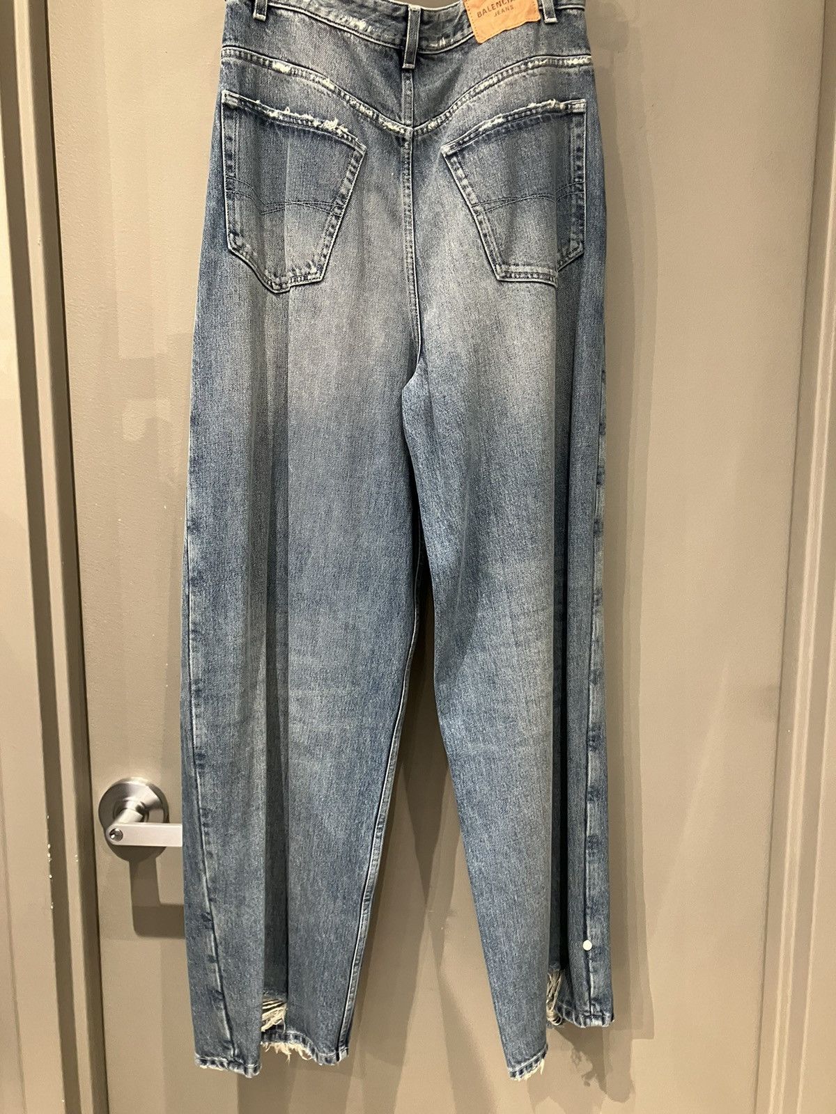Balenciaga Balenciaga Baggy Wide Leg Jeans Size US 34 / EU 50 - 2 Thumbnail