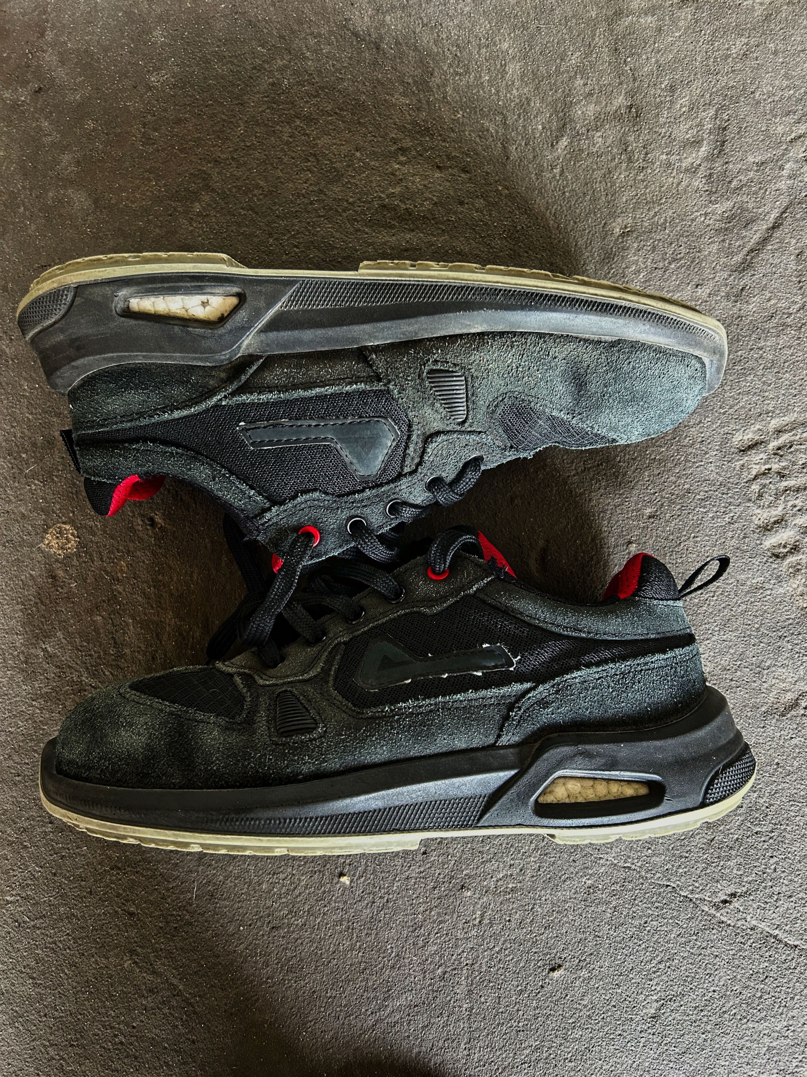 Vintage Black Sneakers Red Lining Chunky Y2K Streetwear Casual Size US 9 / EU 42 - 4 Thumbnail