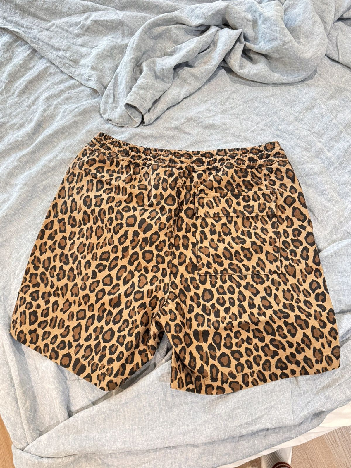 Drapeau Noir Leopard print shorts Size US 32 / EU 48 - 2 Thumbnail