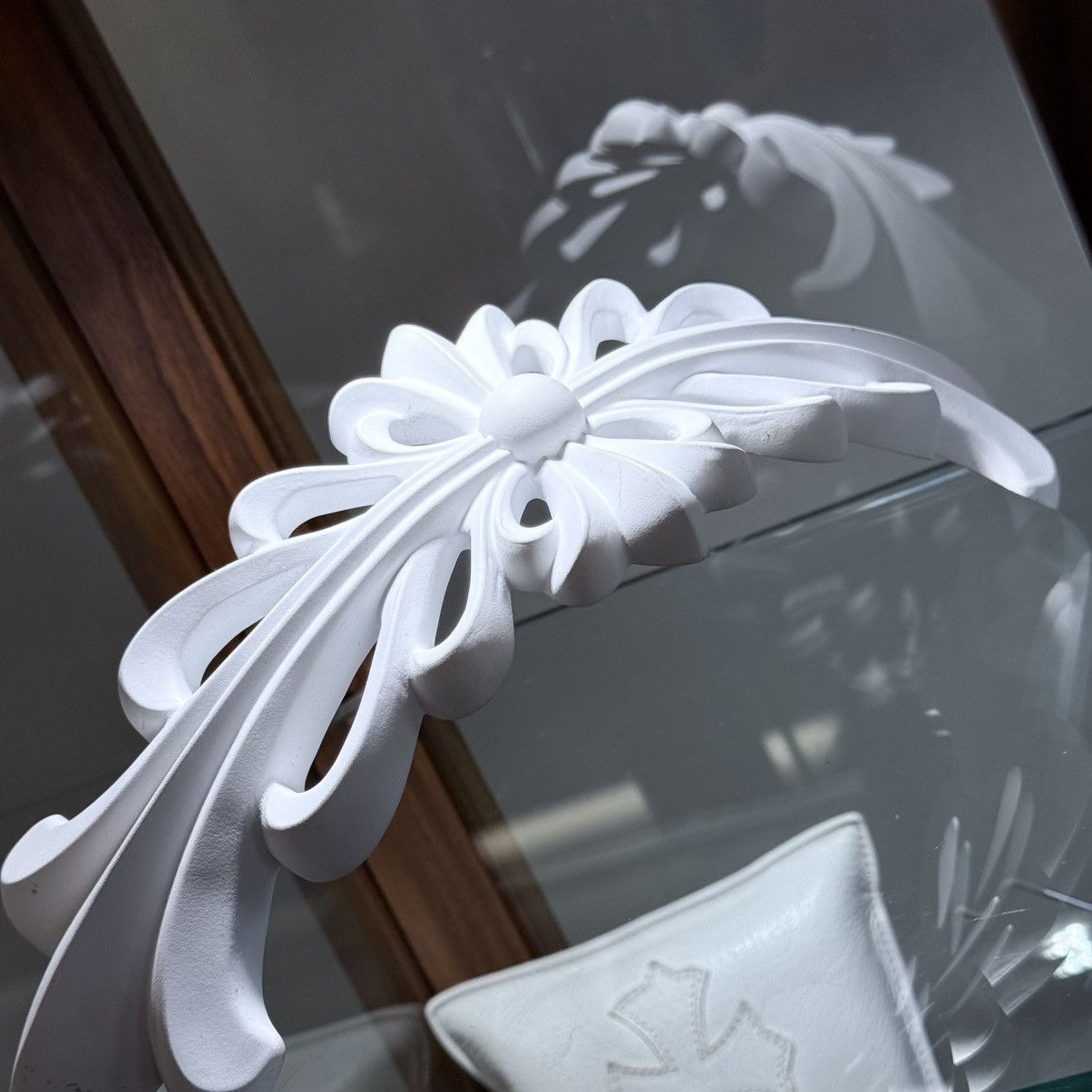 Chrome Hearts Chrome Hearts White Floral Decor / Display Piece Size ONE SIZE - 2 Thumbnail