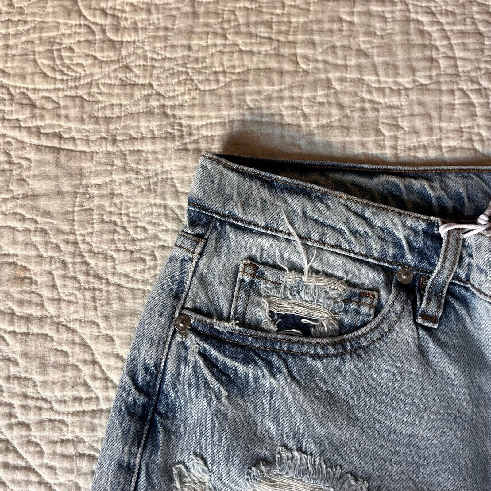 Frame FRAME Denim Le Slouch Distressed Button Fly Light Wash Jeans Size 29" - 5 Thumbnail