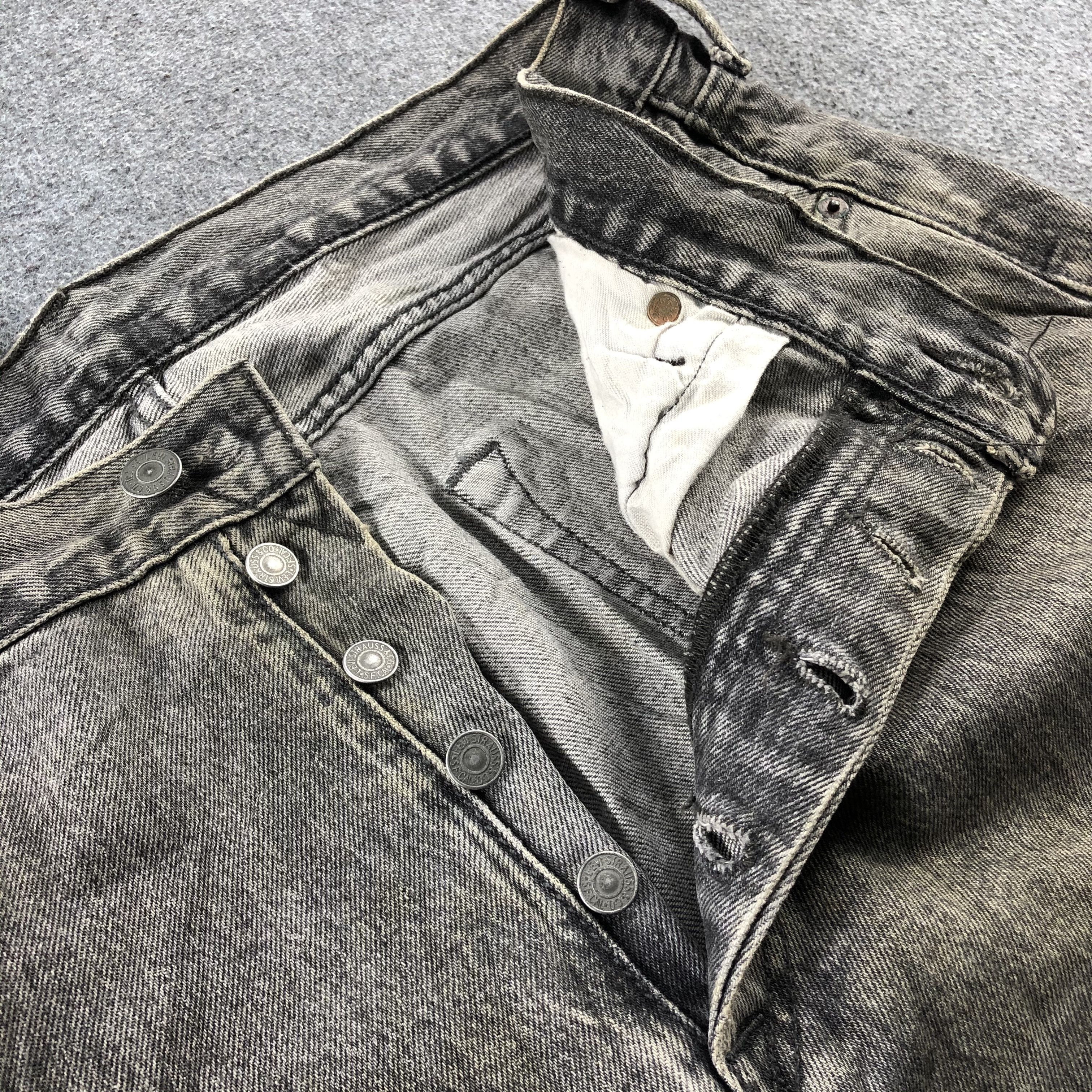 Levi's Vintage Levis 501 Jeans-J2618 Size US 37 - 8 Thumbnail