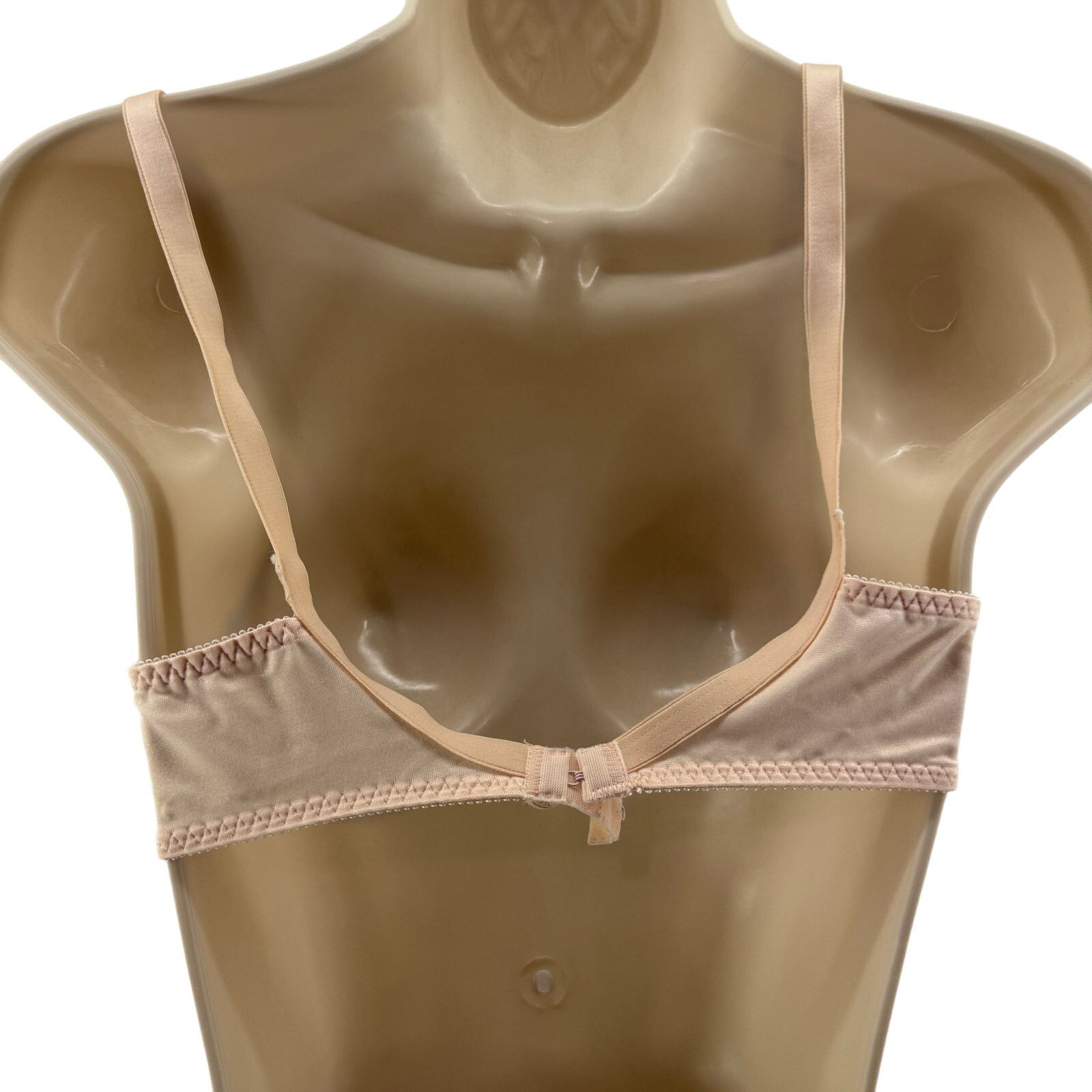 Hanes Vintage Hanes Her Way Bra Nylon Unlined Underwire Lace 36B Size ONE SIZE - 6 Thumbnail