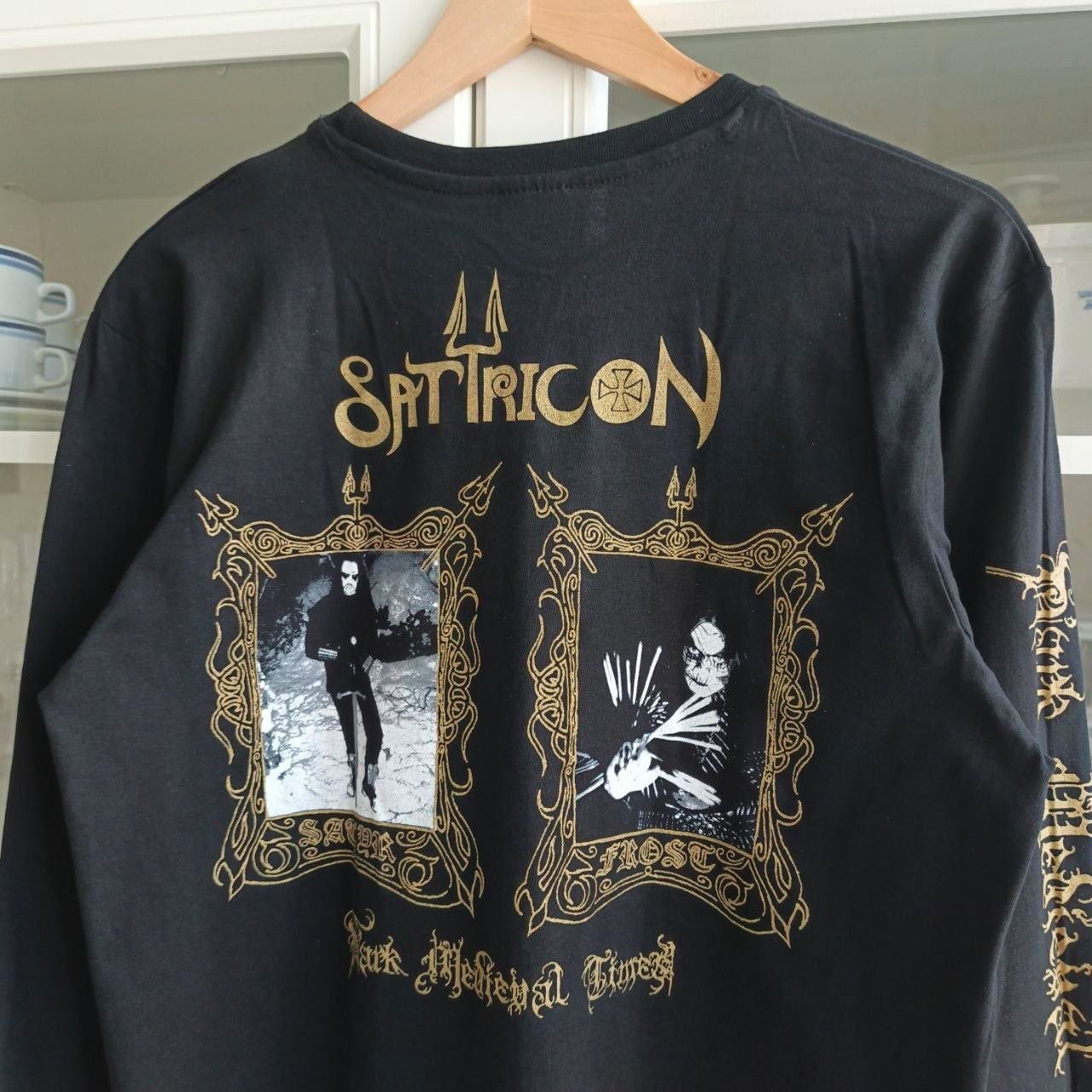 Band Tees Long sleeve Satyricon - Dark Medieval Times - black metal Size US M / EU 48-50 / 2 - 6 Thumbnail