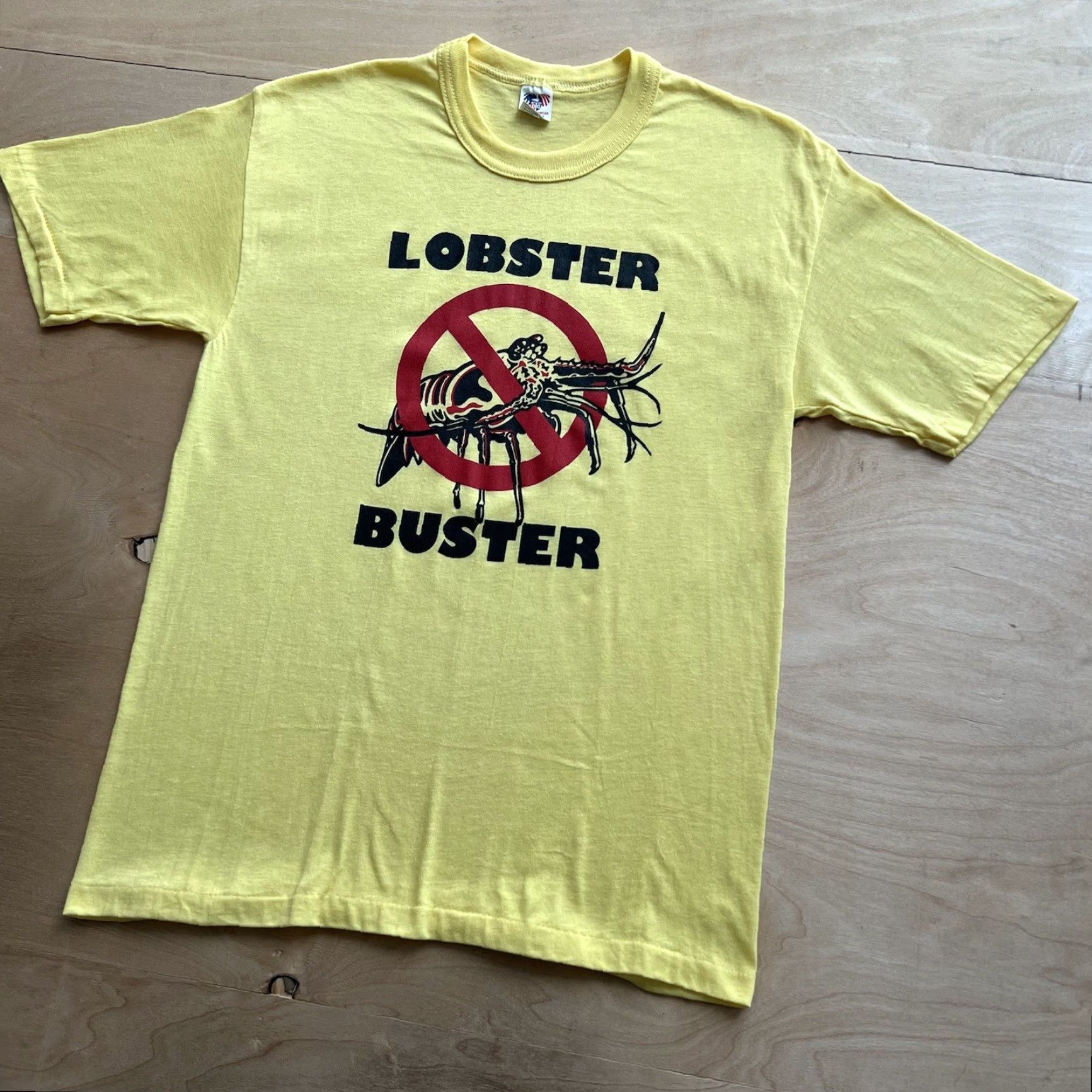 Vintage Vintage Lobster Buster Shirt M Yellow 80s Ocean Nature Funny Summer Streetwear Shirt Mens White? Size US M / EU 48-50 / 2 - 6 Thumbnail