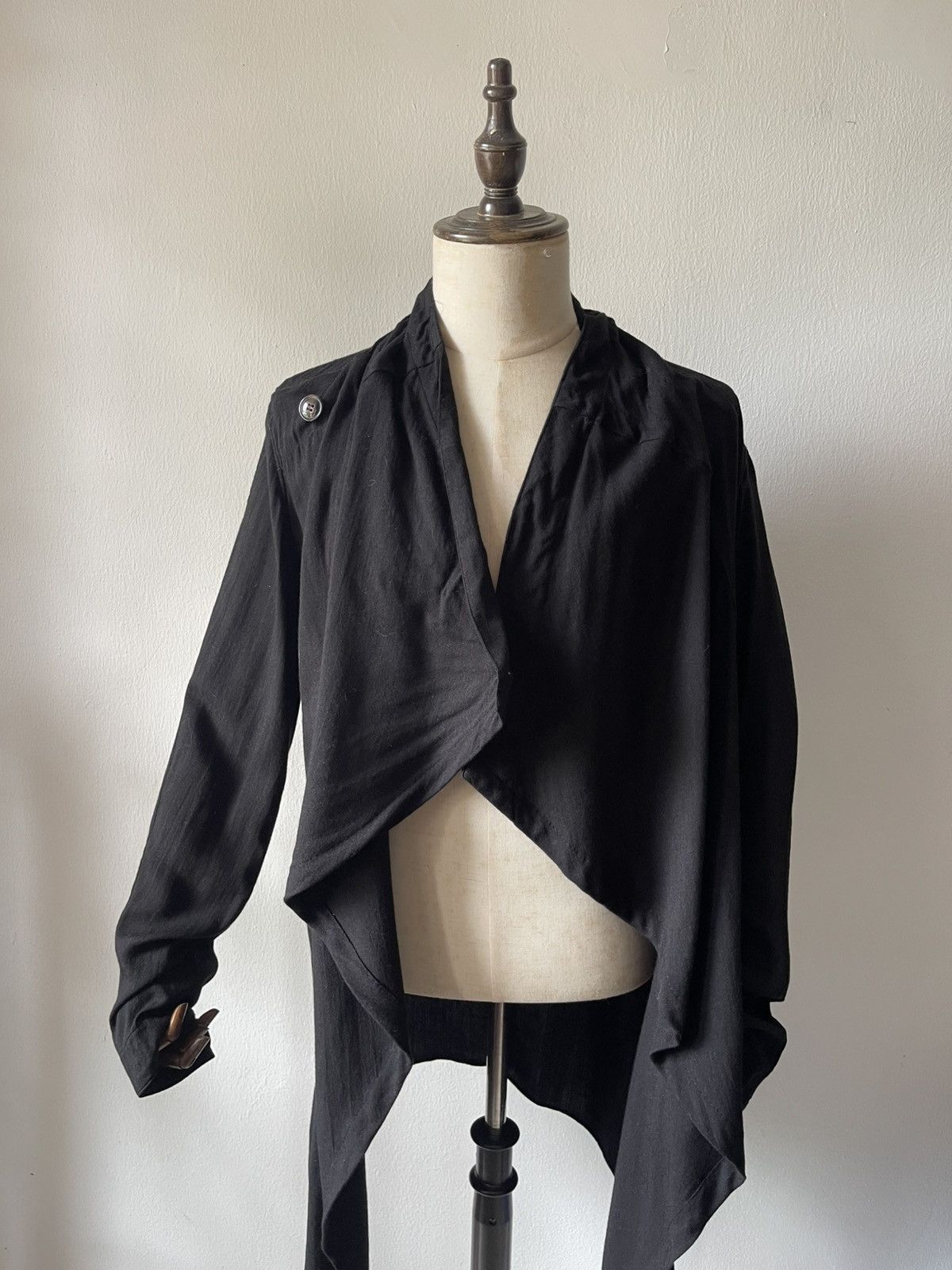 Julius F/W2013-2014 MA Julius Asymetrical Button Cardigan Size US M / EU 48-50 / 2 - 14 Thumbnail