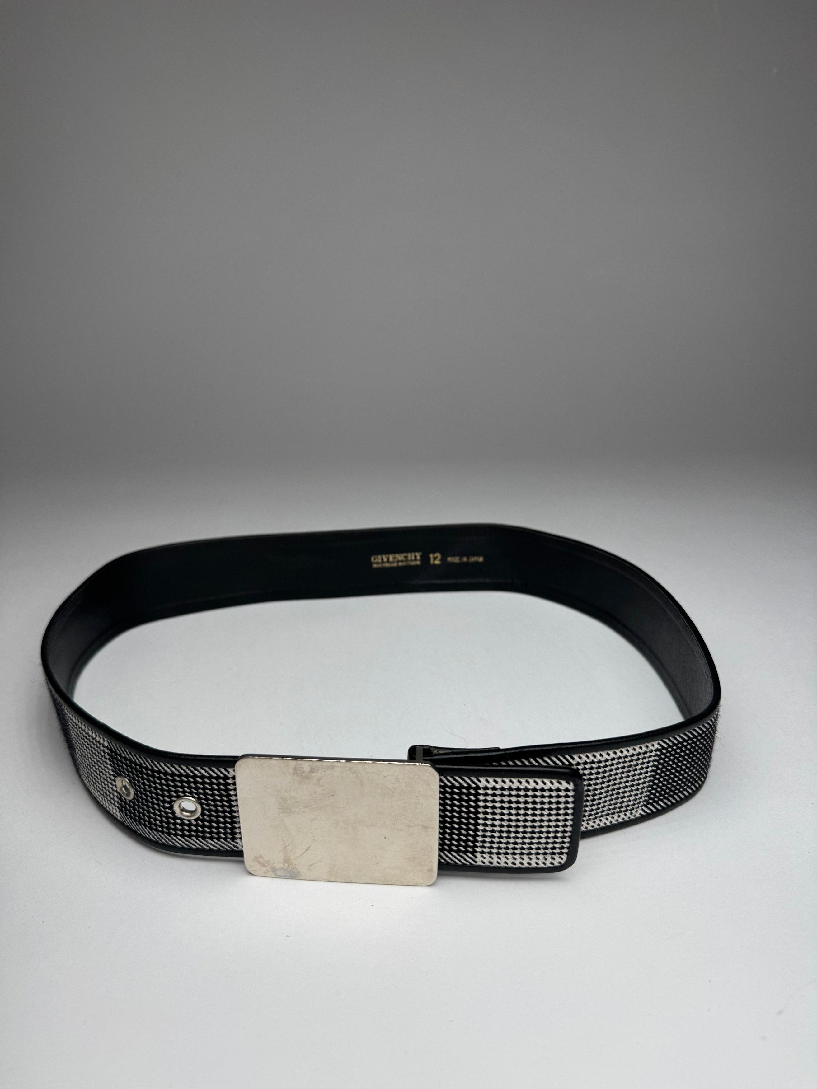 Givenchy Vintage Leather Belt Size ONE SIZE - 1 Thumbnail