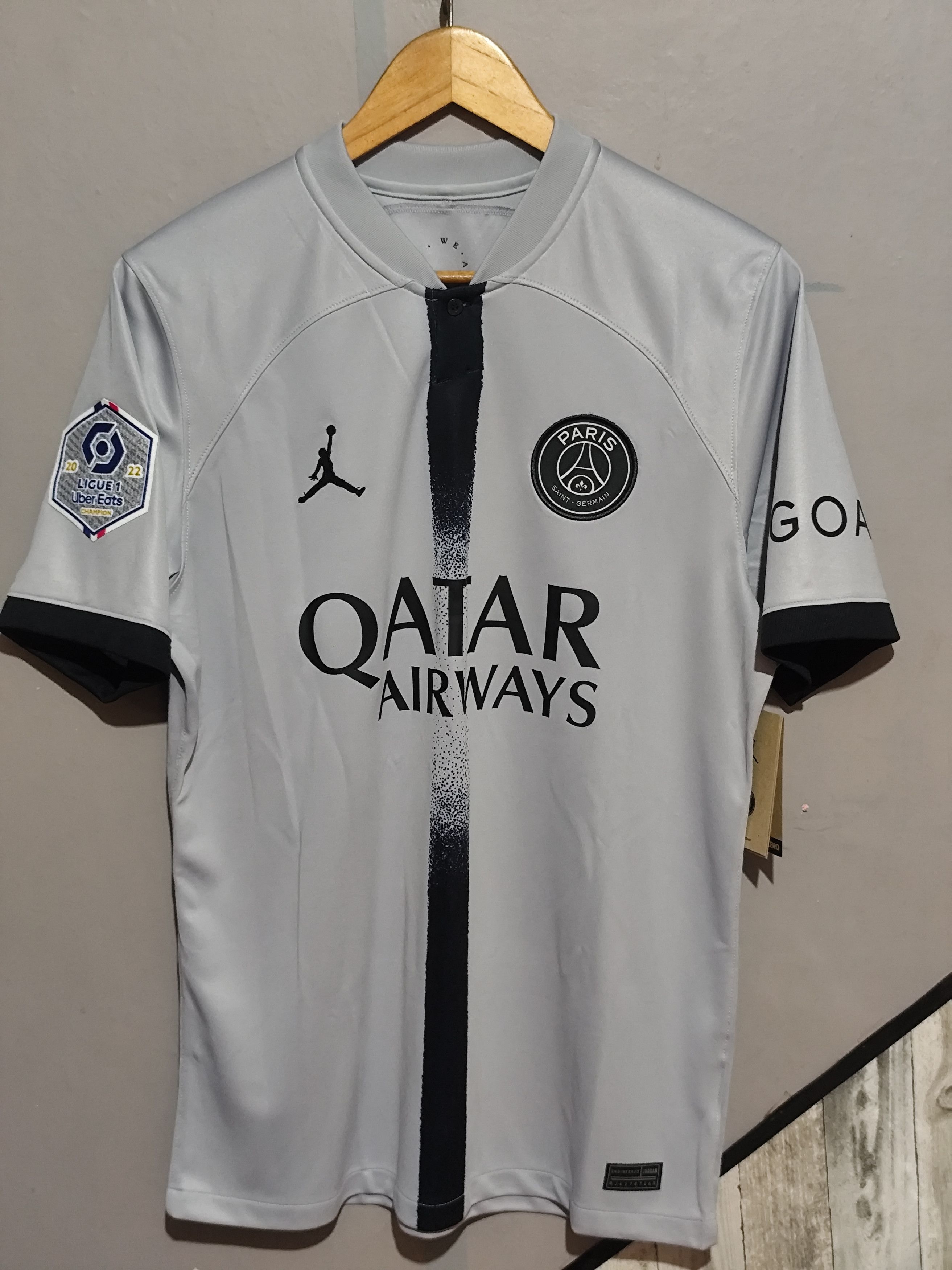 Jordan Brand Jordan x Paris Saint-Germain (PSG) 2022/23 #30 Messi Jersey Size US M / EU 48-50 / 2 - 4 Thumbnail