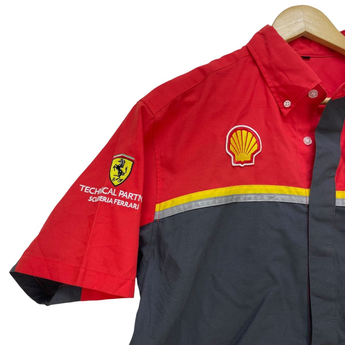 Ferrari 🗣️Vintage Shell X Ferrari Shirt Button Up Size US M / EU 48-50 / 2 - 3 Thumbnail