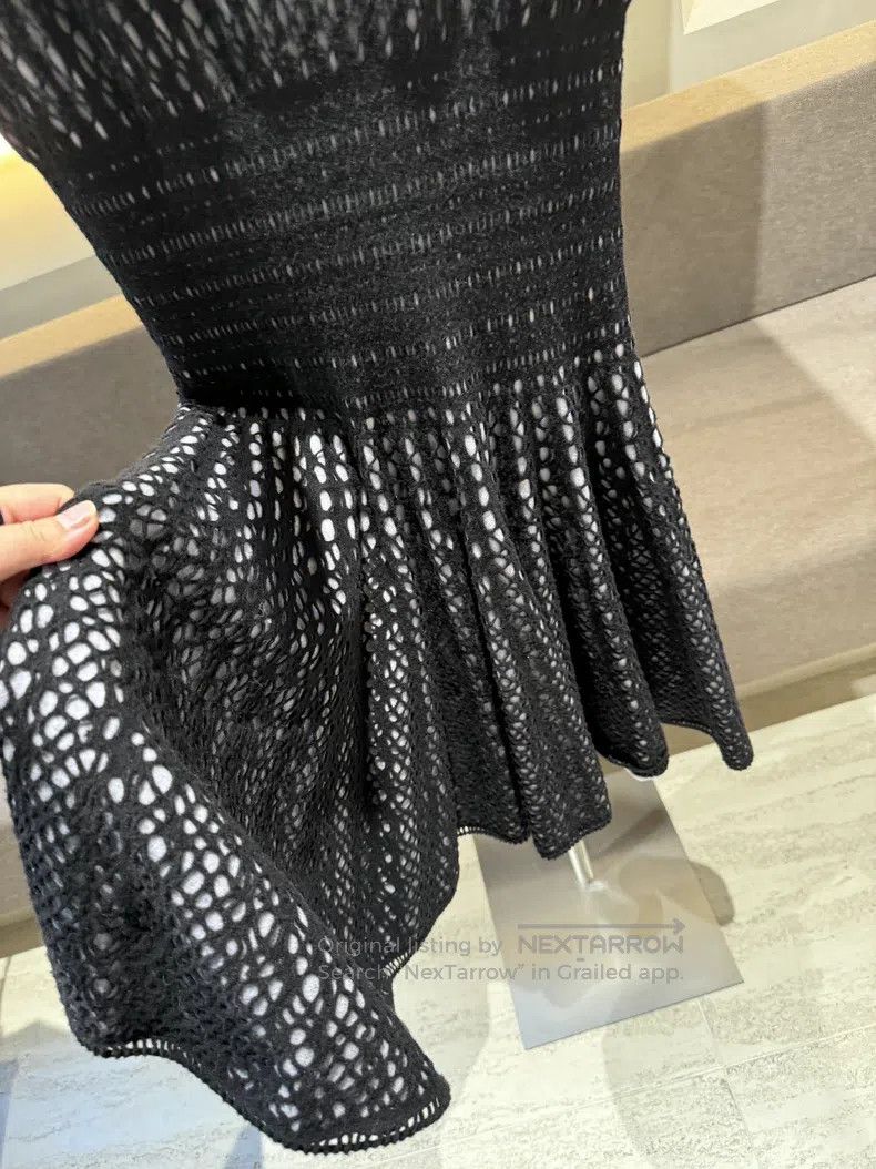 Alaia Alaia Sleeveless Knit Dress with Pleated Design Size S / US 4 / IT 40 - 6 Thumbnail