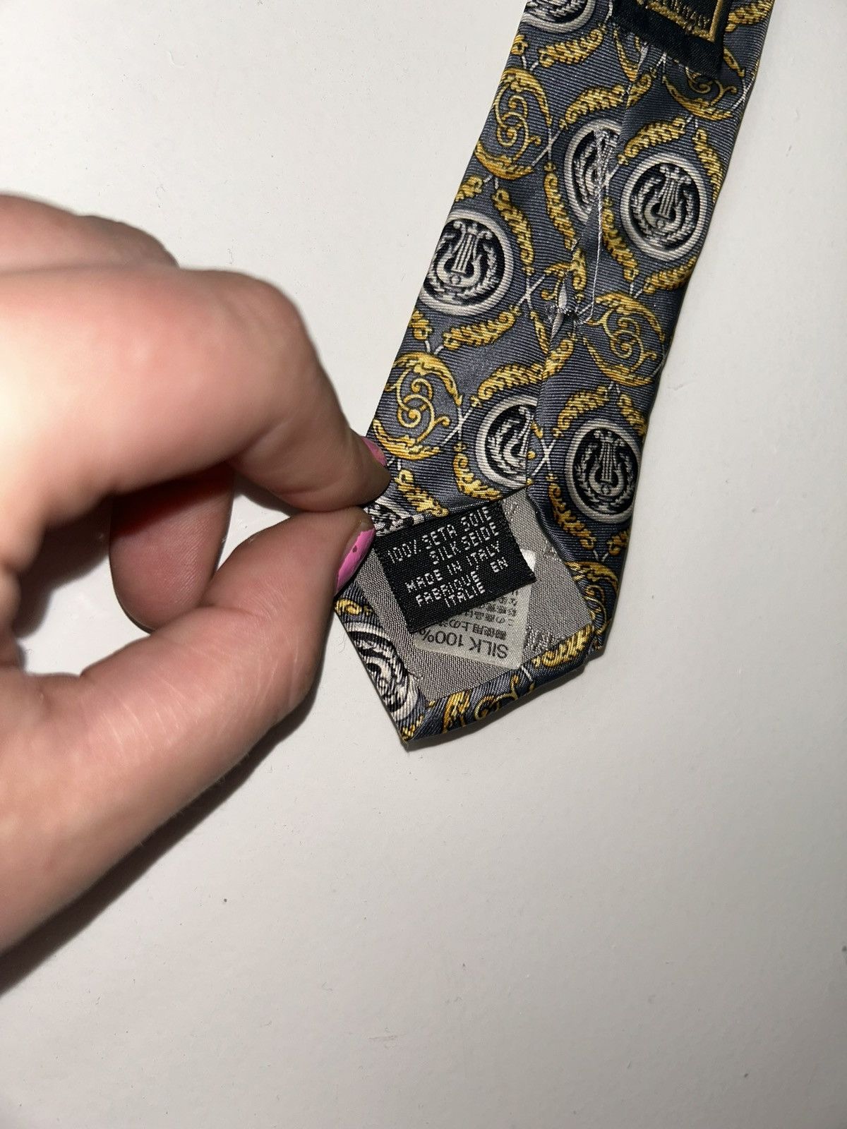 Fendi Vintage Fendi Gray & Gold Patterned Men's Silk Tie Size ONE SIZE - 6 Thumbnail