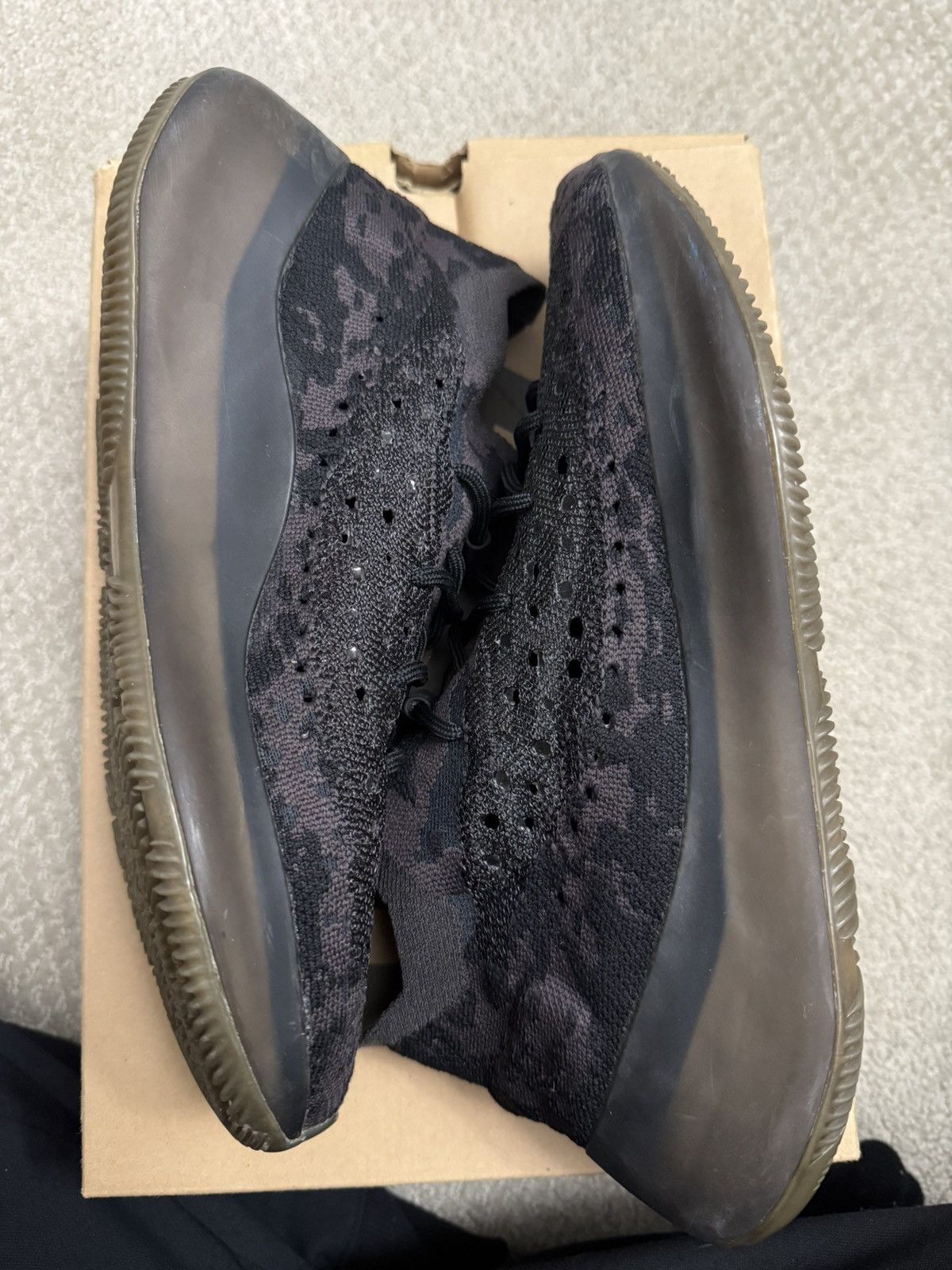 Yeezy Yeezy 380 Onyx SIZE 12 Size US 12 / EU 45 - 5 Thumbnail