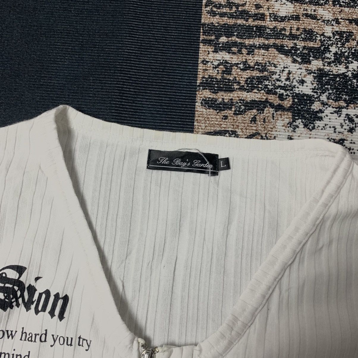 Japanese Brand The Bays Garden Longsleeve Tee Size US L / EU 52-54 / 3 - 7 Thumbnail