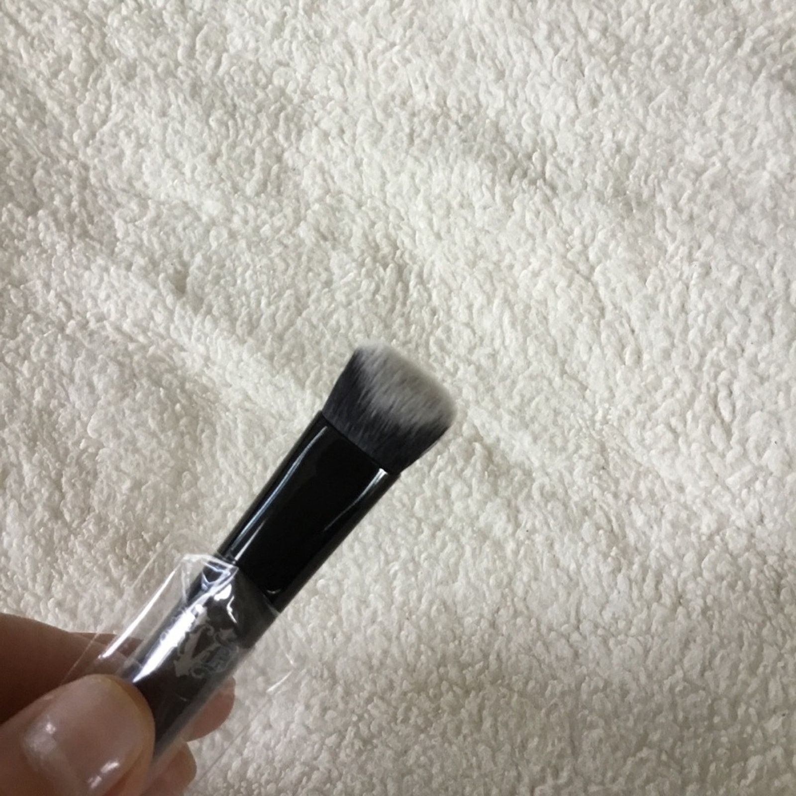 Other Kat Von D Lock-It Edge Concealer Black Brush Size ONE SIZE - 10 Thumbnail