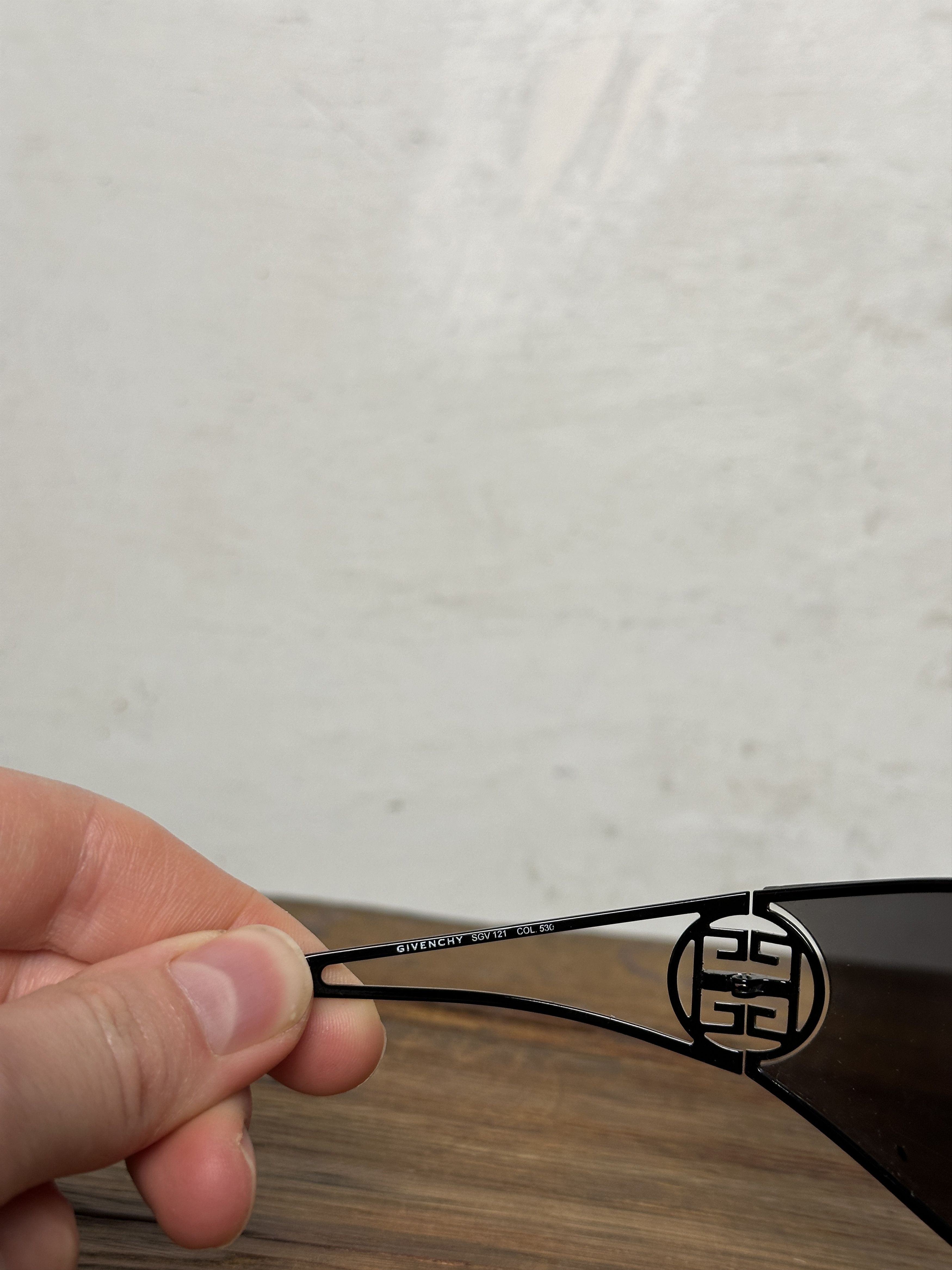 Givenchy Givenchy Vintage Sunglasses Size ONE SIZE - 4 Thumbnail
