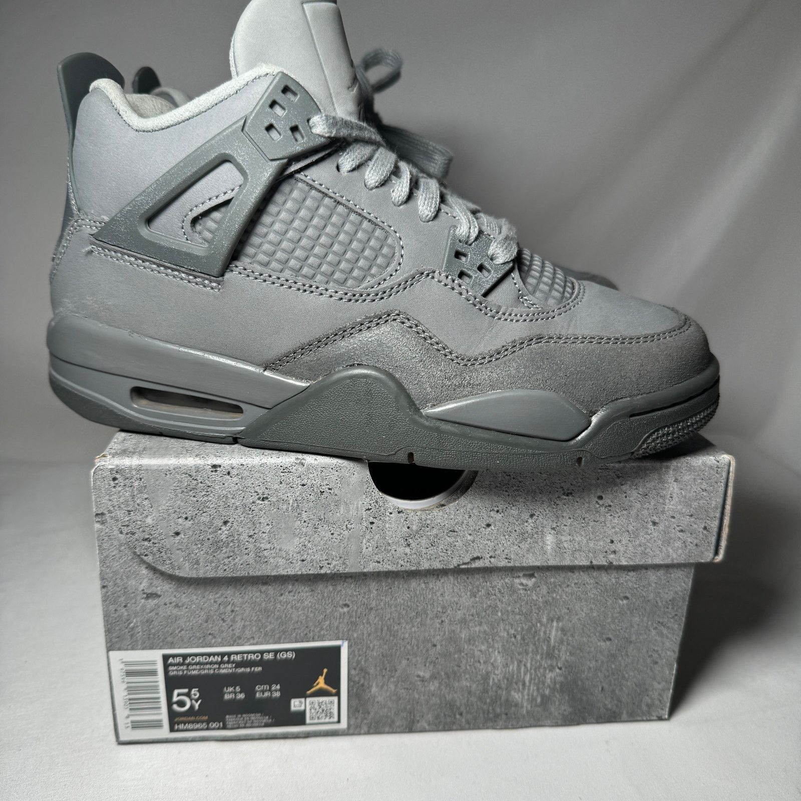 Jordan Brand × Nike Size 5.5 - Air Jordan 4 Retro SE GS Wet Cement Men's Shoes Size US 5.5 / EU 38 - 1 Thumbnail
