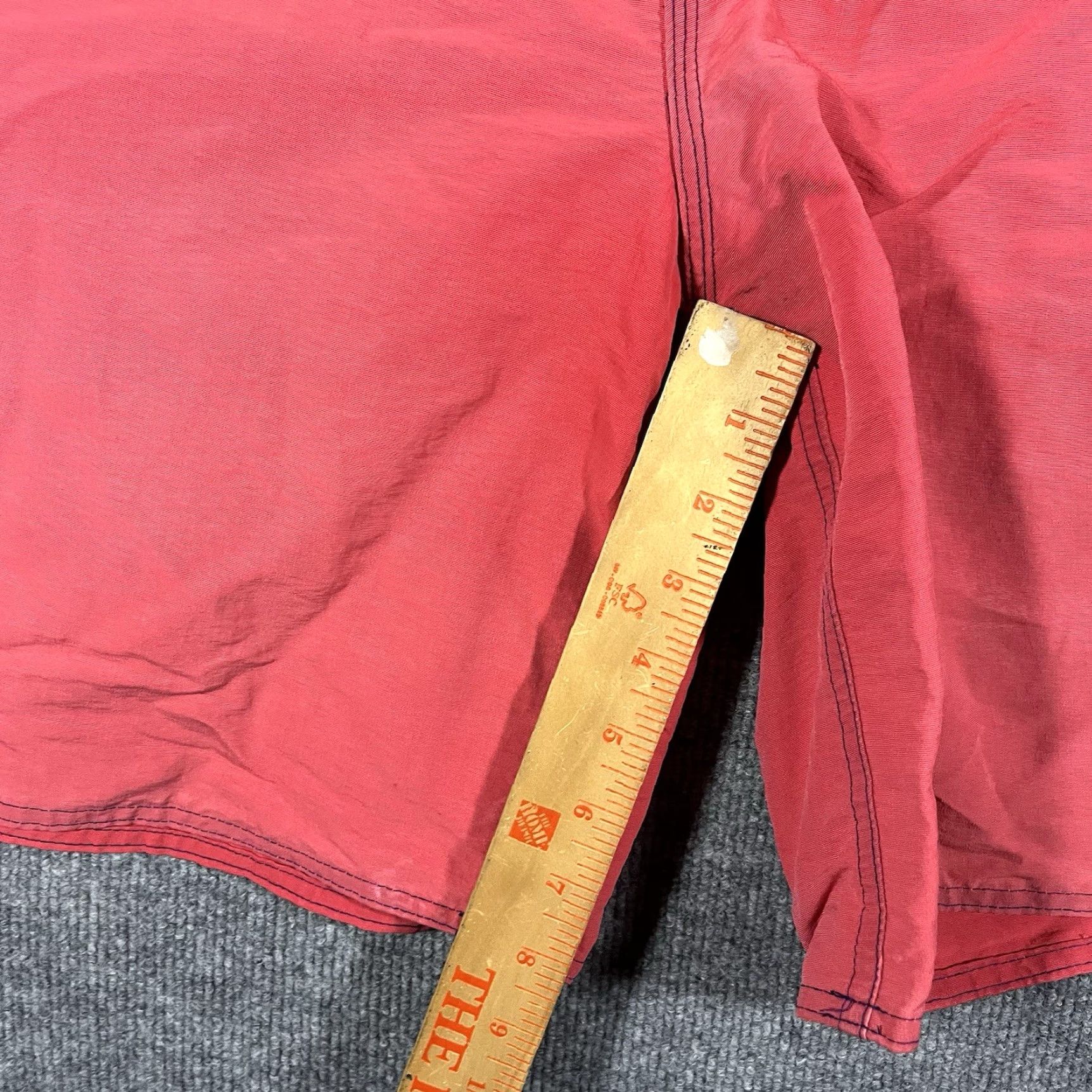 Quiksilver VINTAGE Quiksilver Board Shorts Red 33 Mens Trunks Beach Surf Grunge 90s Size US 33 - 4 Thumbnail