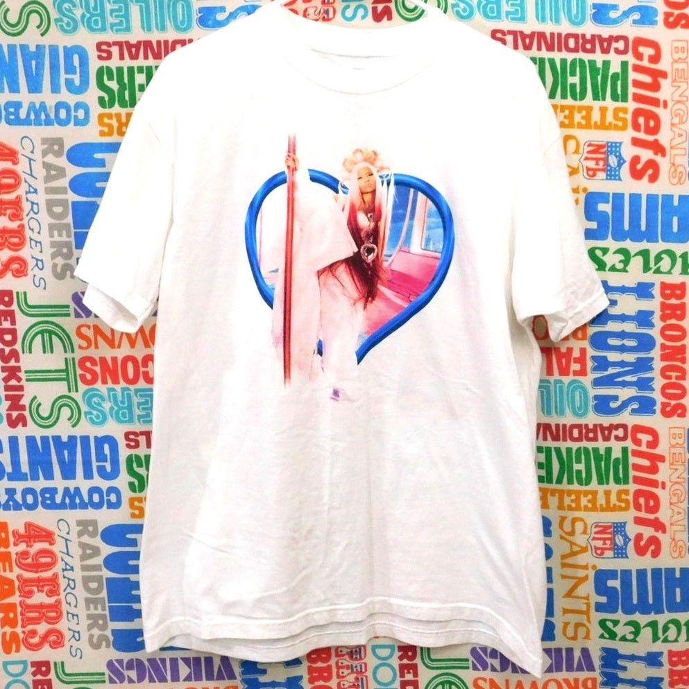 Hanes Nicki Minaj T Shirt Pink Friday 2 Size L White Double Sided Size US L / EU 52-54 / 3 - 1 Thumbnail