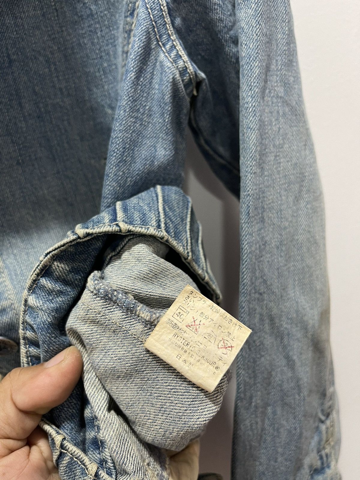 Hysteric Glamour VINTAGE HYSTERIC GLAMOUR UNDERGROUND DISTRESSED DENIM JACKET Size XS / US 0-2 / IT 36-38 - 14 Thumbnail