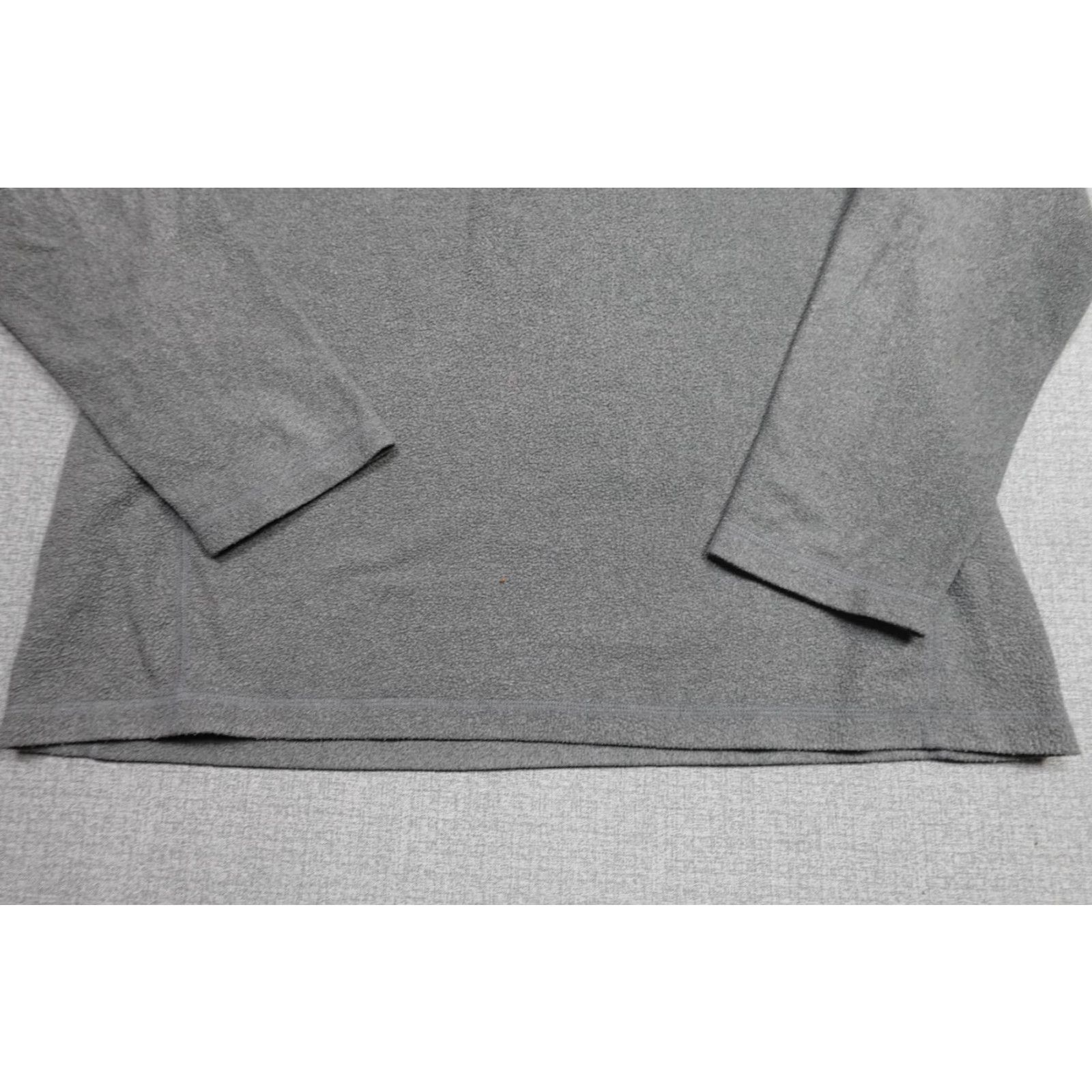 The North Face The North Face Fleece Mens XL Gray Sweater Lightweight Soft Base Layer Zipper Pullover Classic Casual Mens XL Gray Fleece Sweater Size US XL / EU 56 / 4 - 3 Thumbnail