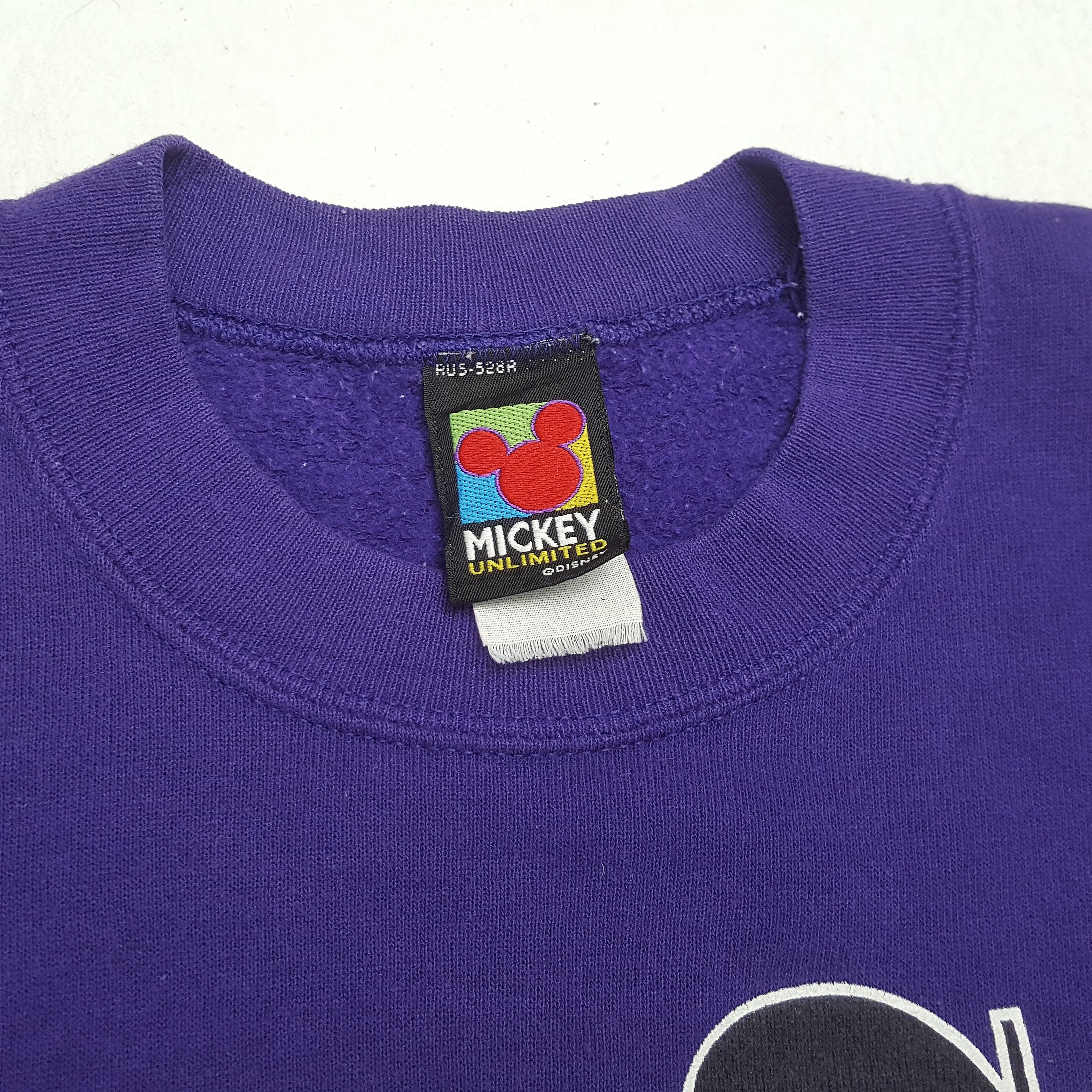 Vintage 90's MICKEY MOUSE DISNEY Streetwear Style Sweatshirt
