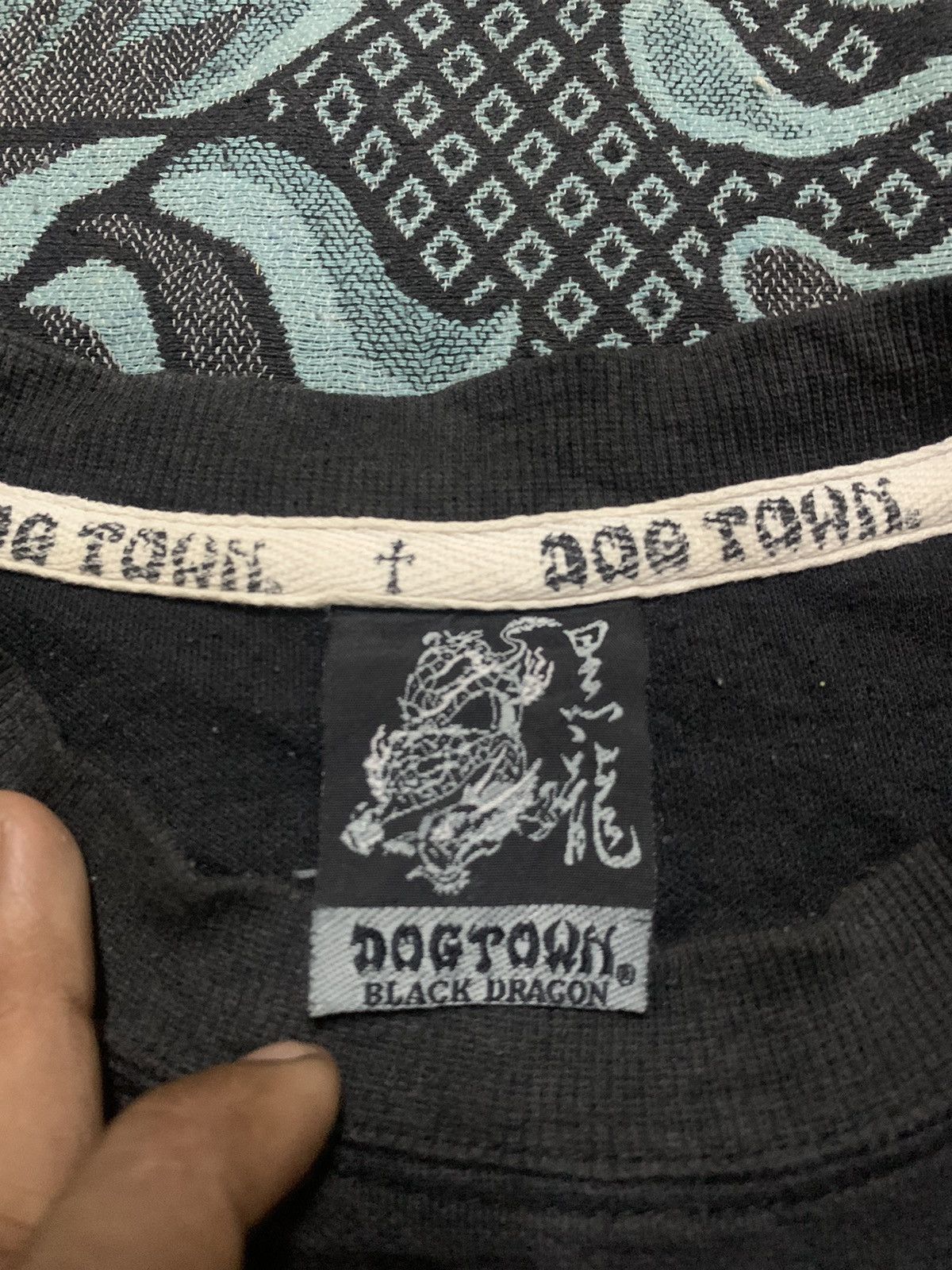 Dogtown × Japanese Brand Y2K DOG TOWN SPELL OUT ON SLEEVE SWEATSHIRT Size US L / EU 52-54 / 3 - 5 Thumbnail