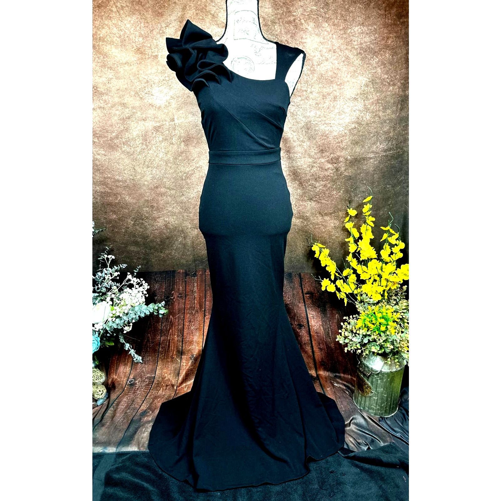 Other LuLu's Lucette Black Sleeveless Ruffled Mermaid Gown XS Size XS / US 0-2 / IT 36-38 - 8 Thumbnail