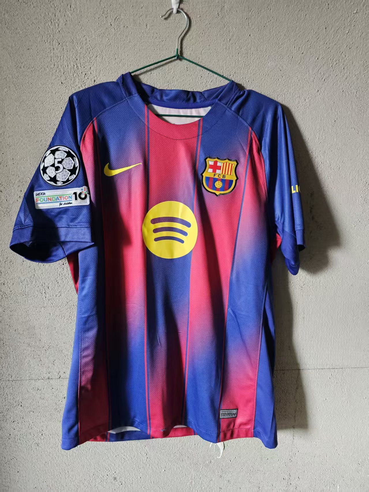 Other 25 26 Barcelona 10 Lamine Yamal Jersey Size US L / EU 52-54 / 3 - 2 Thumbnail