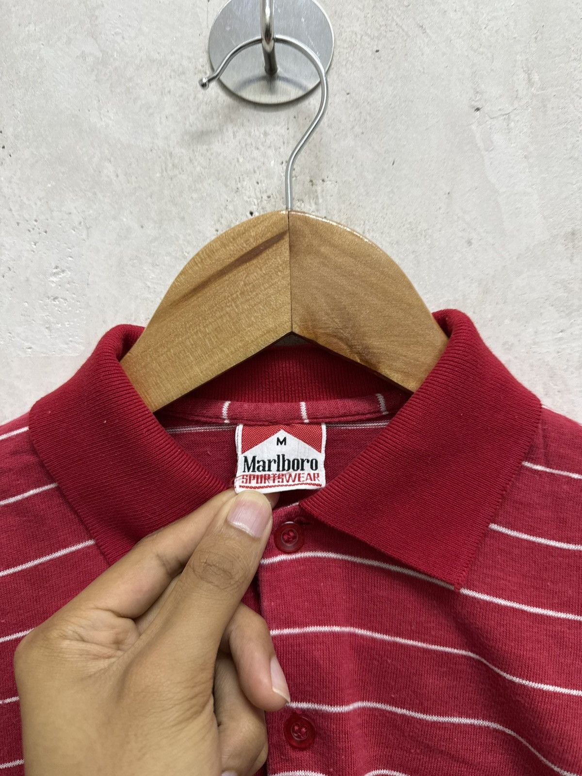 Marlboro Vintage Marlboro Stripe Small Logo Polo Shirt Size US XS / EU 42 / 0 - 5 Thumbnail