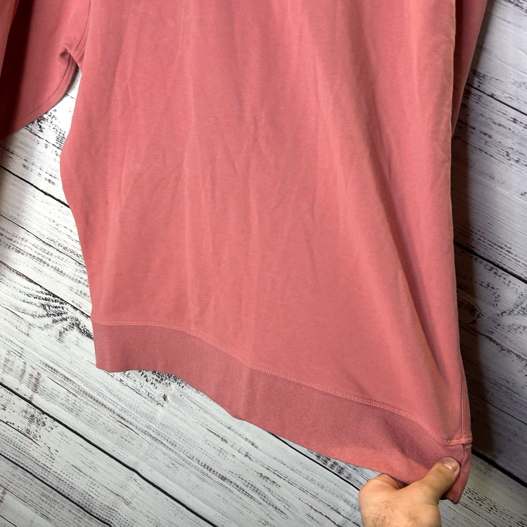 Lululemon Lululemon Sweatshirt Crew Neck Pink Women’s Size 6 Oversized Pullover Activewear Casual Shirt Womens Size M / US 6-8 / IT 42-44 - 2 Thumbnail