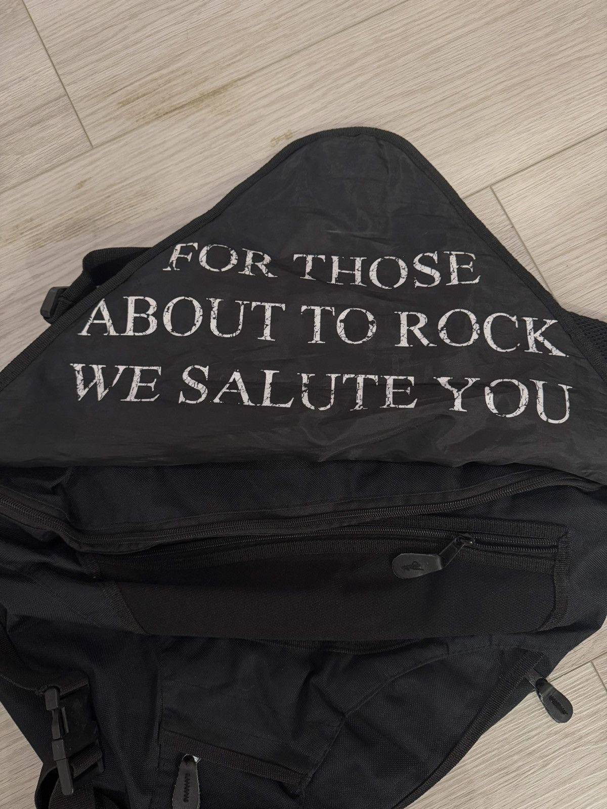AC/DC Rare Vintage AC/DC black waist bag Size ONE SIZE - 4 Thumbnail