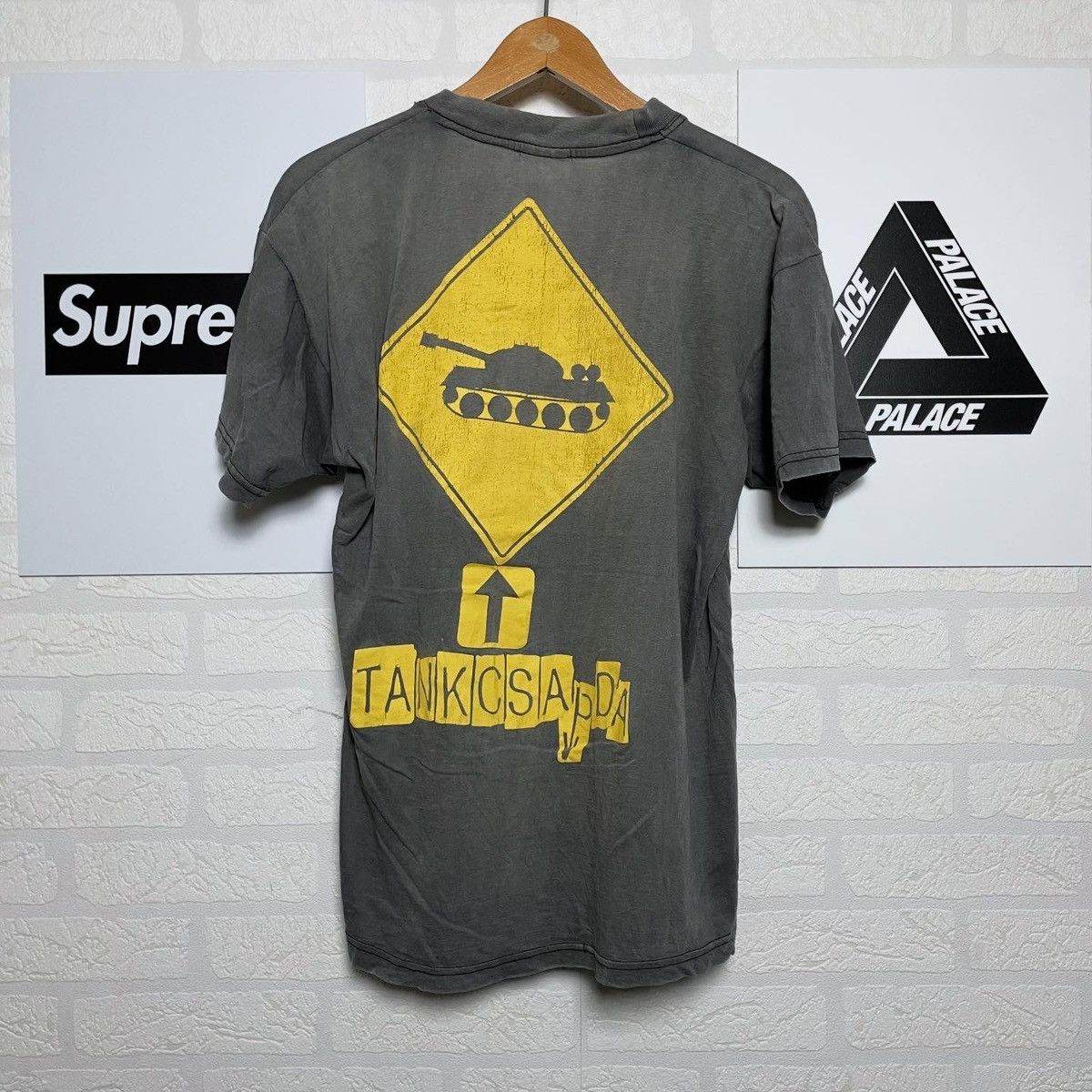 Band Tees Vintage t-shirt band tee Tankcsapda y2k rare Size US M / EU 48-50 / 2 - 1 Thumbnail