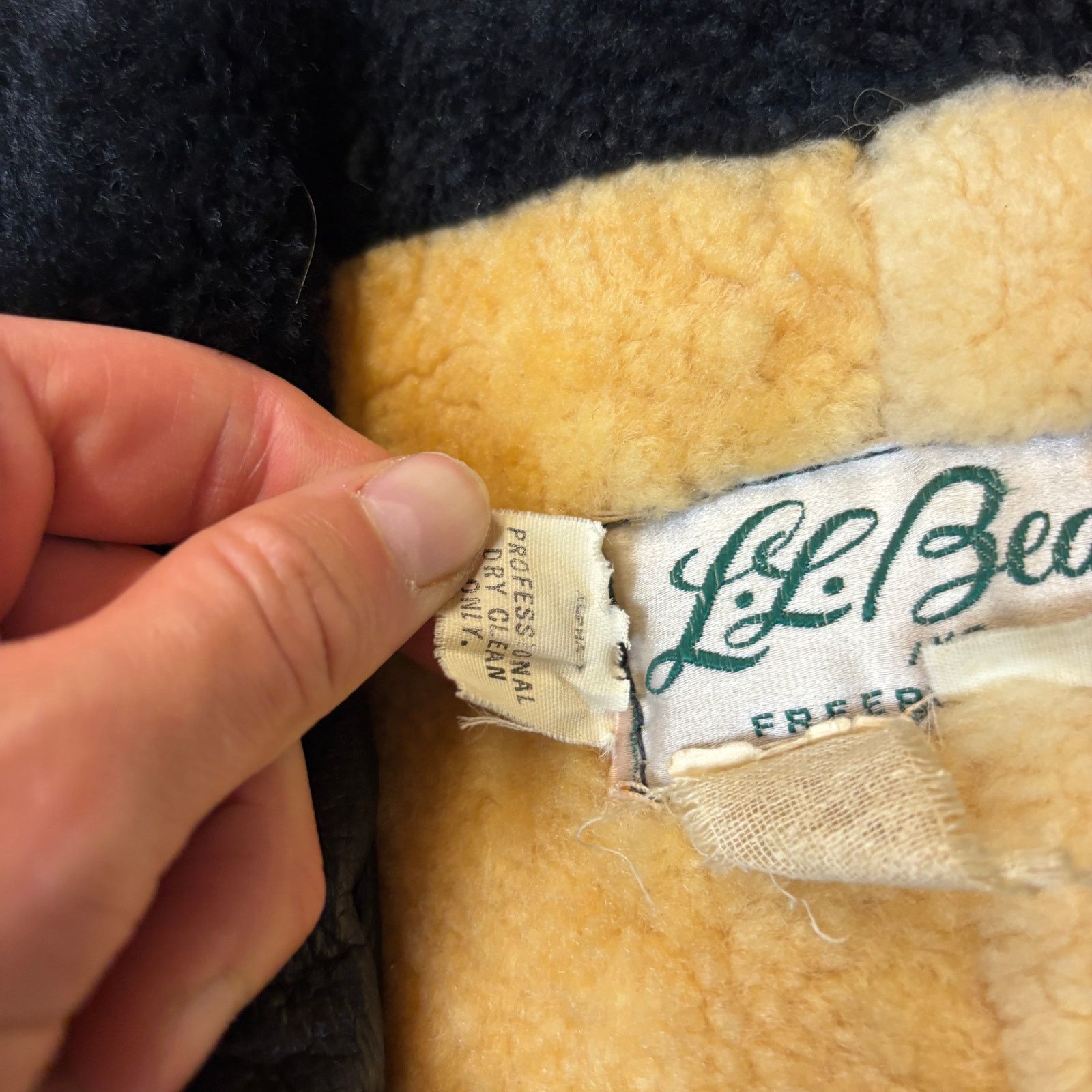 L.L. Bean Vintage 60s LL Bean Goatskin Leather Lambswool Jacket L Size US L / EU 52-54 / 3 - 5 Thumbnail