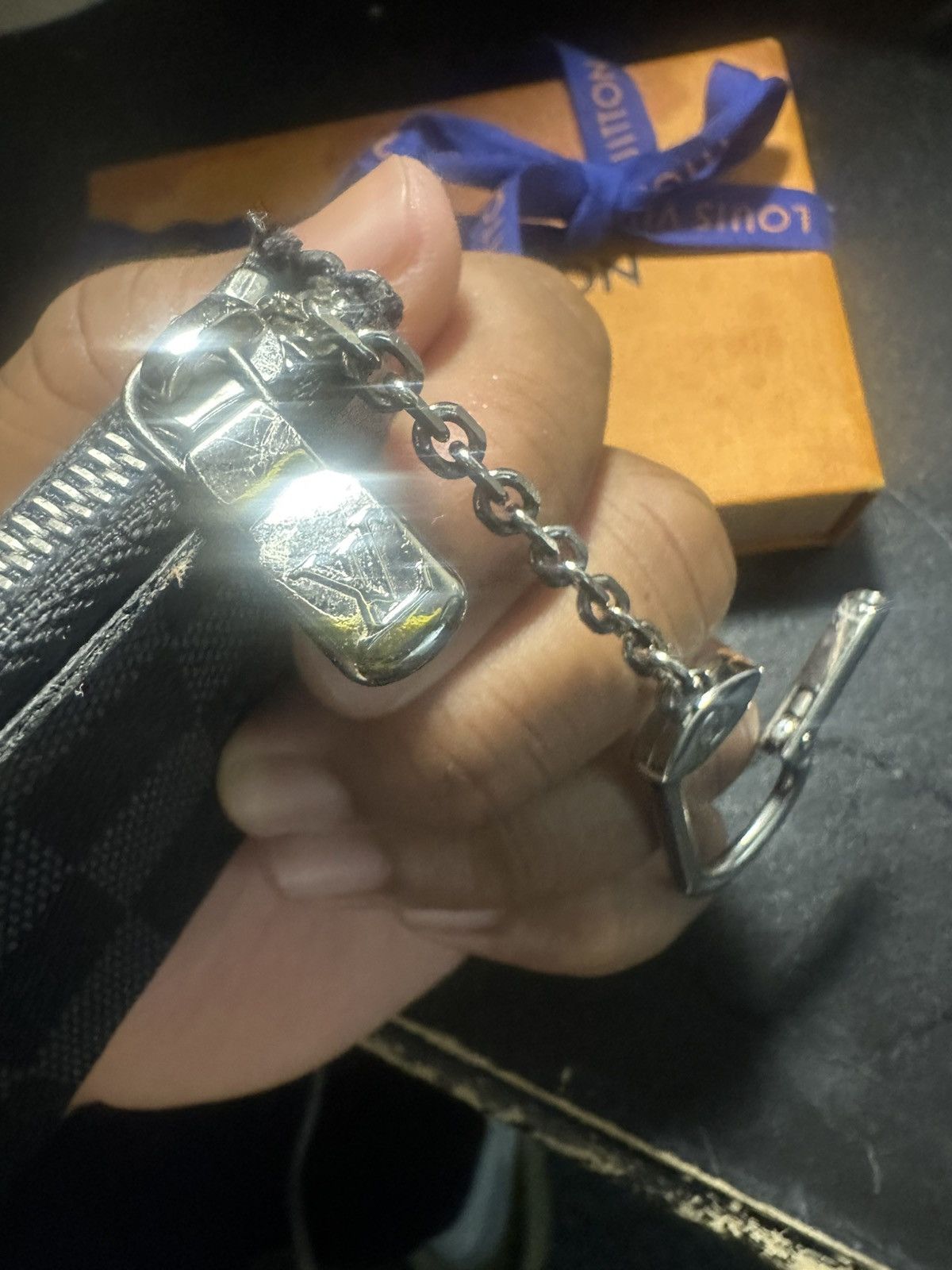 Louis Vuitton Louis Vuitton Keychain Wallet Size ONE SIZE - 5 Thumbnail