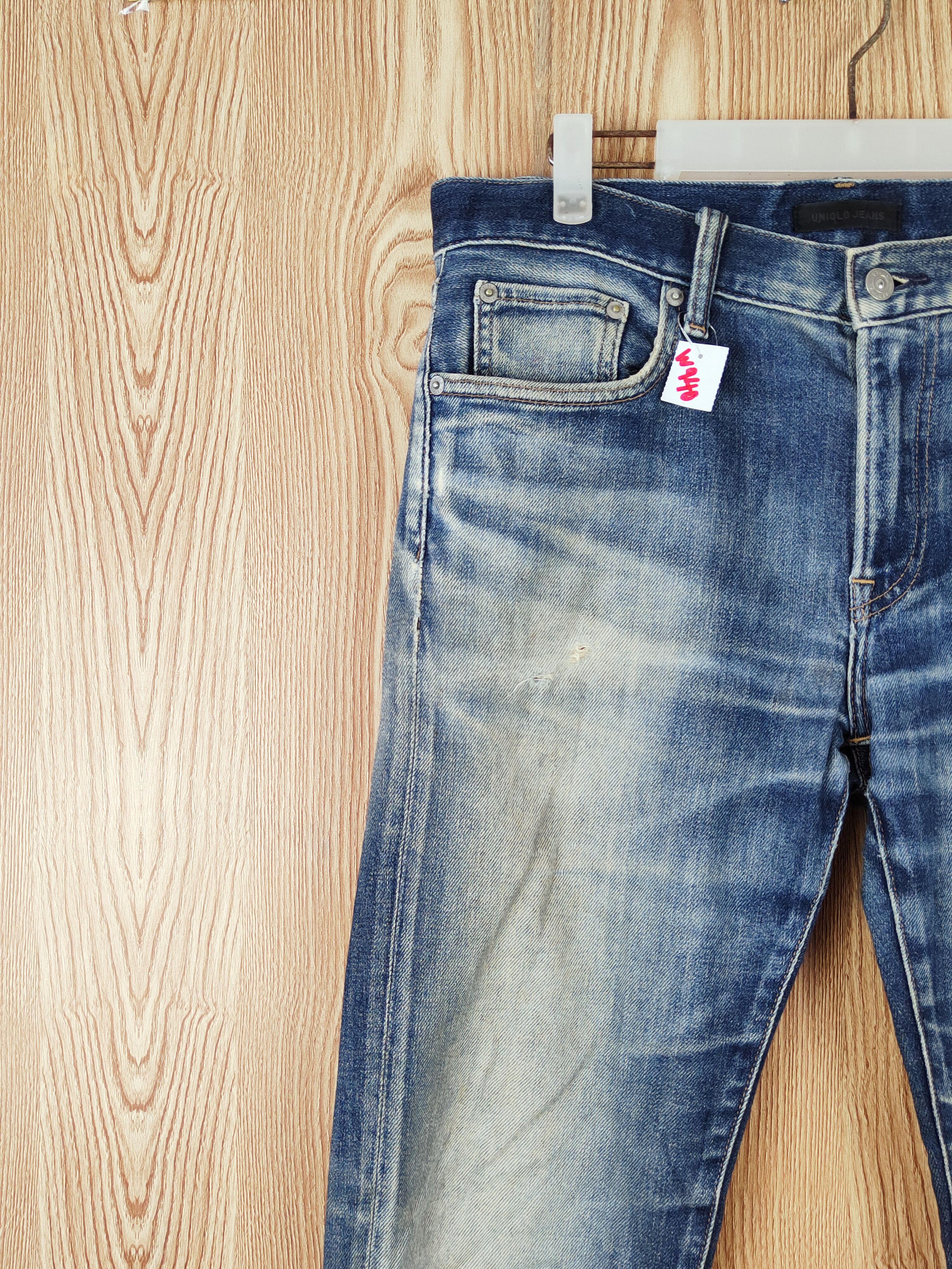 Japanese Brand Uniqlo fabric by kaihara Distressed Ripped Jeans #W940 Size US 33 - 3 Thumbnail