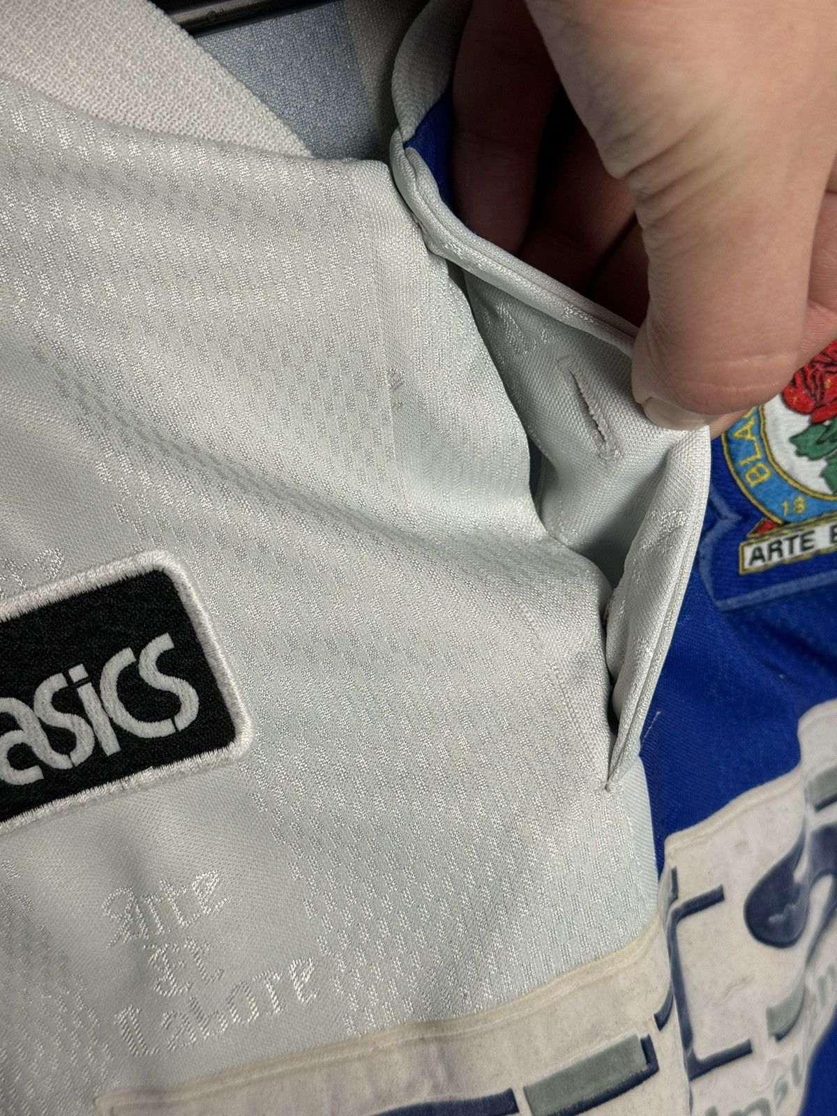 Asics Blackburn Rovers 96/98 Home Football Jersey Size US S / EU 44-46 / 1 - 4 Thumbnail