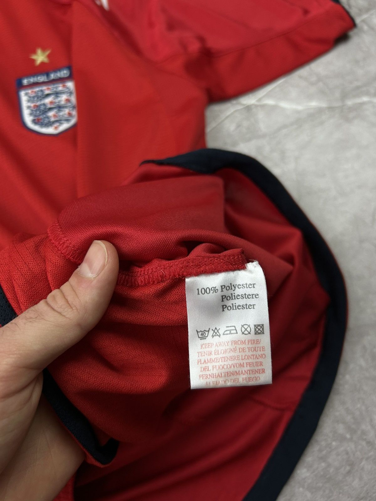 Umbro Umbro England 2006 2008 Gerrard #4 Away Football Shirt Size US XL / EU 56 / 4 - 7 Thumbnail