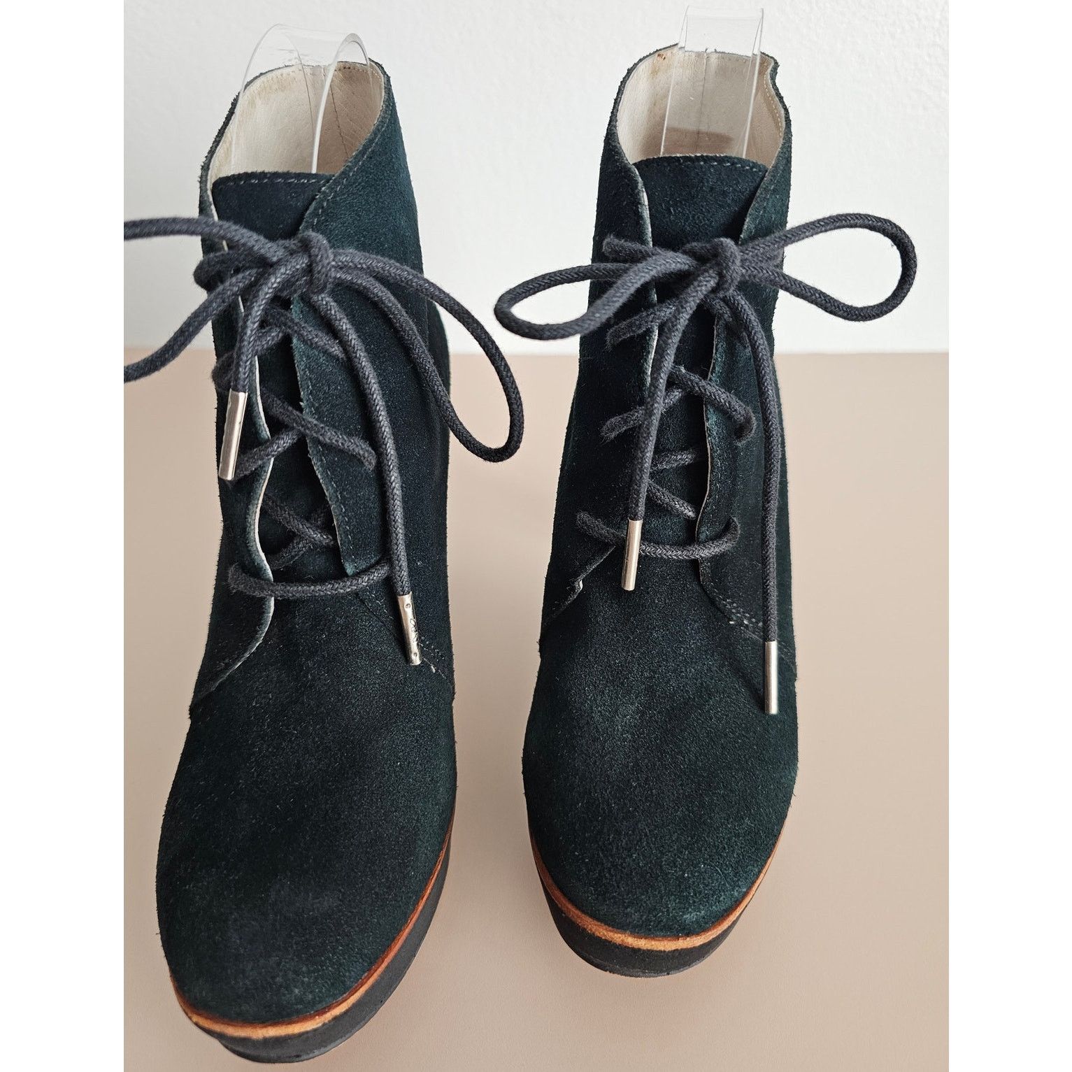 Michael Kors Michael Kors Rosalyn Suede Leather Ankle Platform Boots 6 Size US 6 / IT 36 - 6 Thumbnail